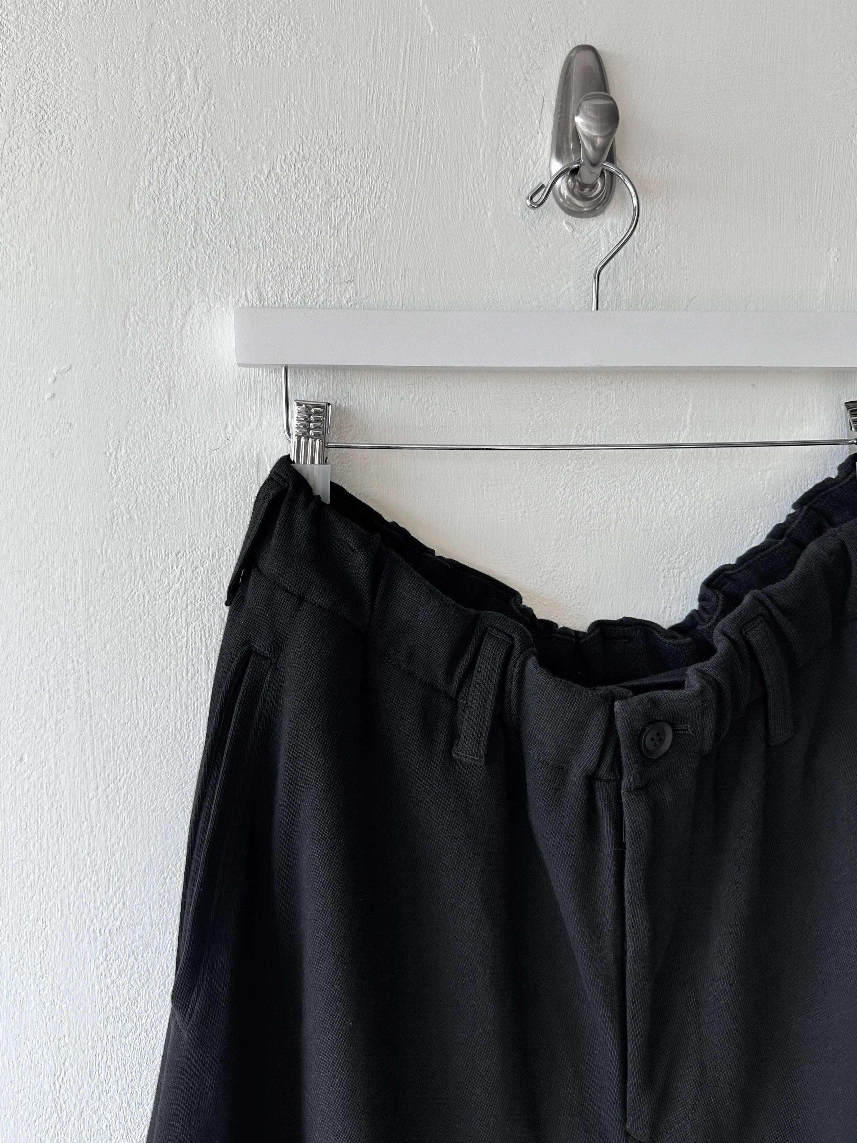 YOHJI YAMAMOTO - S/S 2025 TRACK SHORTS WITH CUT OUT DETAILS AT HEM