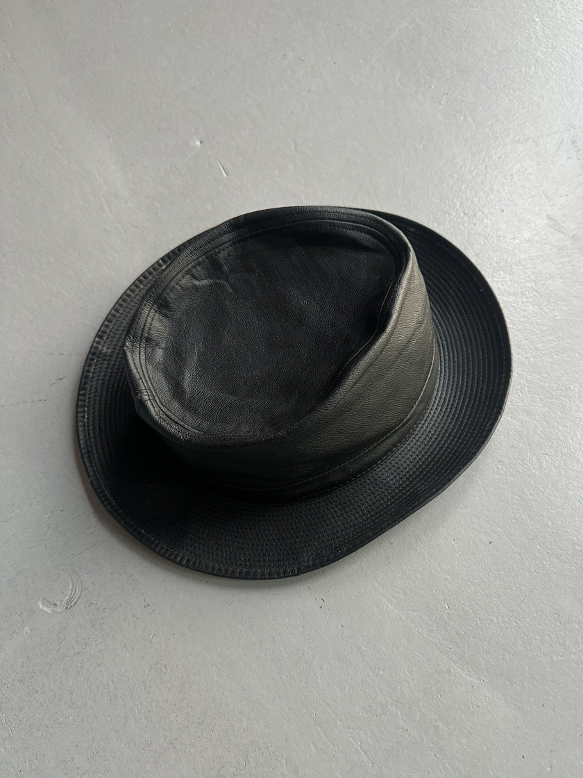 AGNÈS B. - 1990s FAUX LEATHER HAT WITH LONG CHIN STRAP