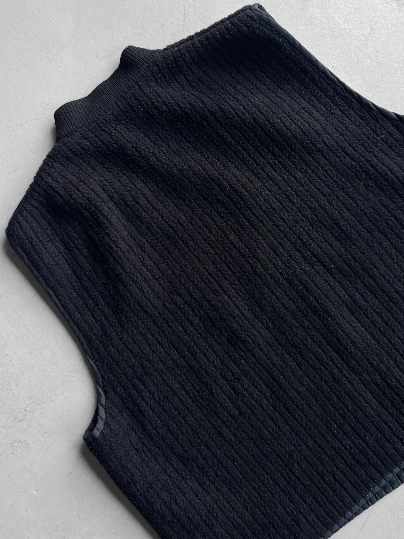 ISSEY MIYAKE MEN - 1990s ZIPPED FLEECE VEST GILET