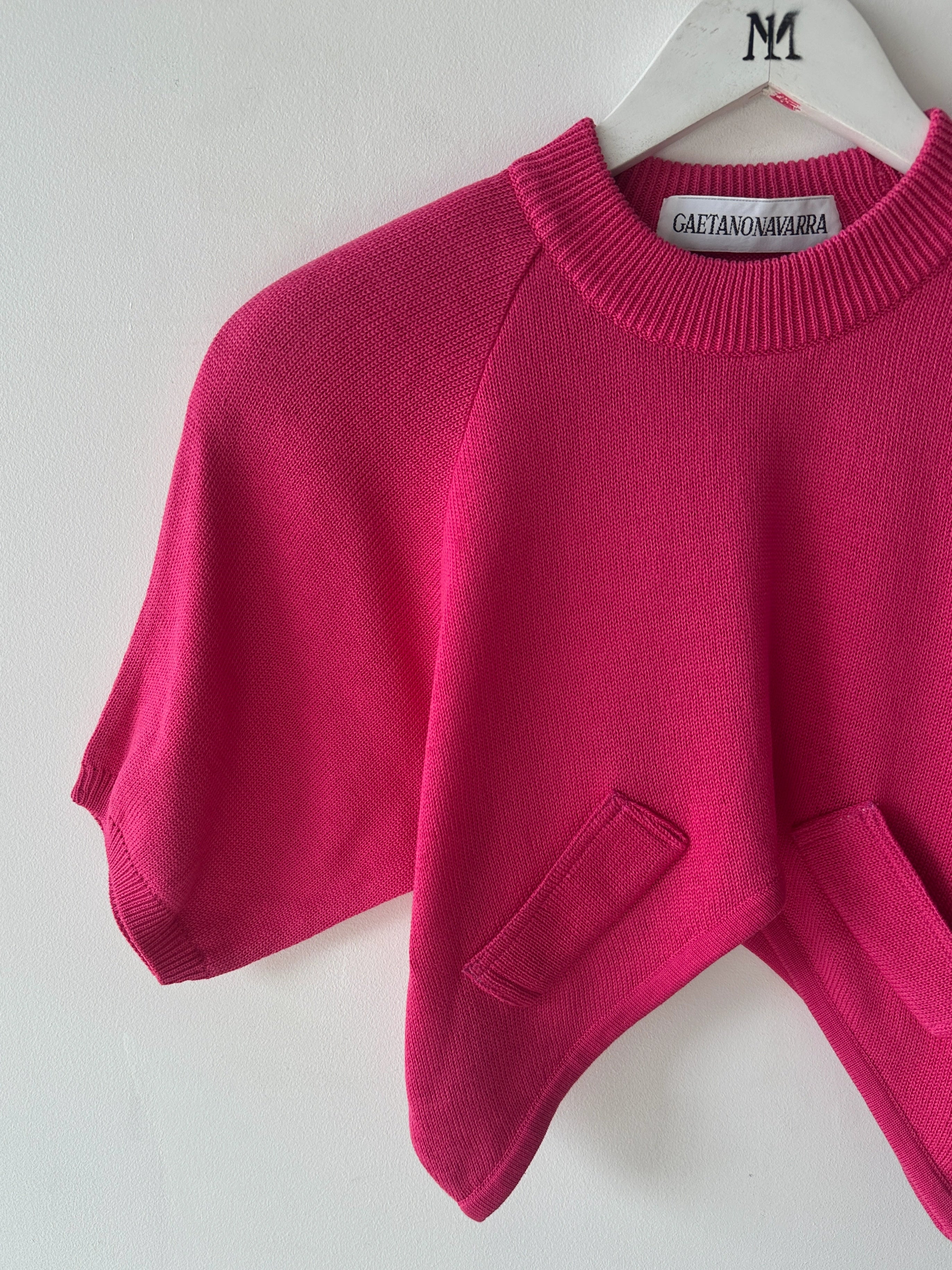 GAETANO NAVARRA - 1990s CROP FIT KNIT TOP WITH V CUT HEM