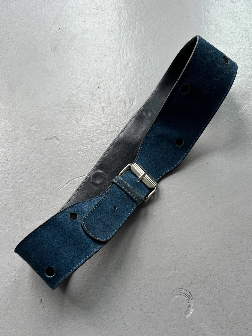 GIANNI VERSACE - 1980s CUT OUT WAIST SUEDE BELT