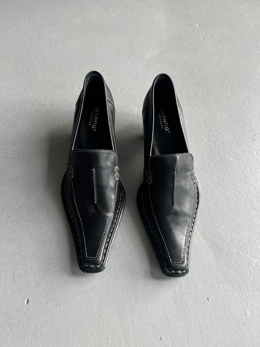 1990s KITTEN HEELS SLIP ON SHOES