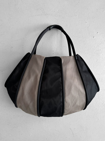 ISSEY MIYAKE PLEATS PLEASE - early 2000s MESH BALLOON TOTE BAG