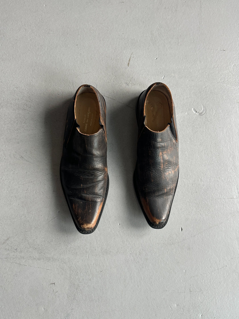 COMME DES GARÇONS - 1990s DISTRESSED LEATHER POINTED SLIP ON SHOES