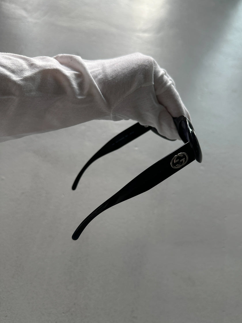 GUCCI - 1996 OVAL SUNGLASSES