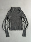 ITALIAN LABEL - early 2000s ELONGATED SLEEVE TURTLE NECK KNIT TOP
