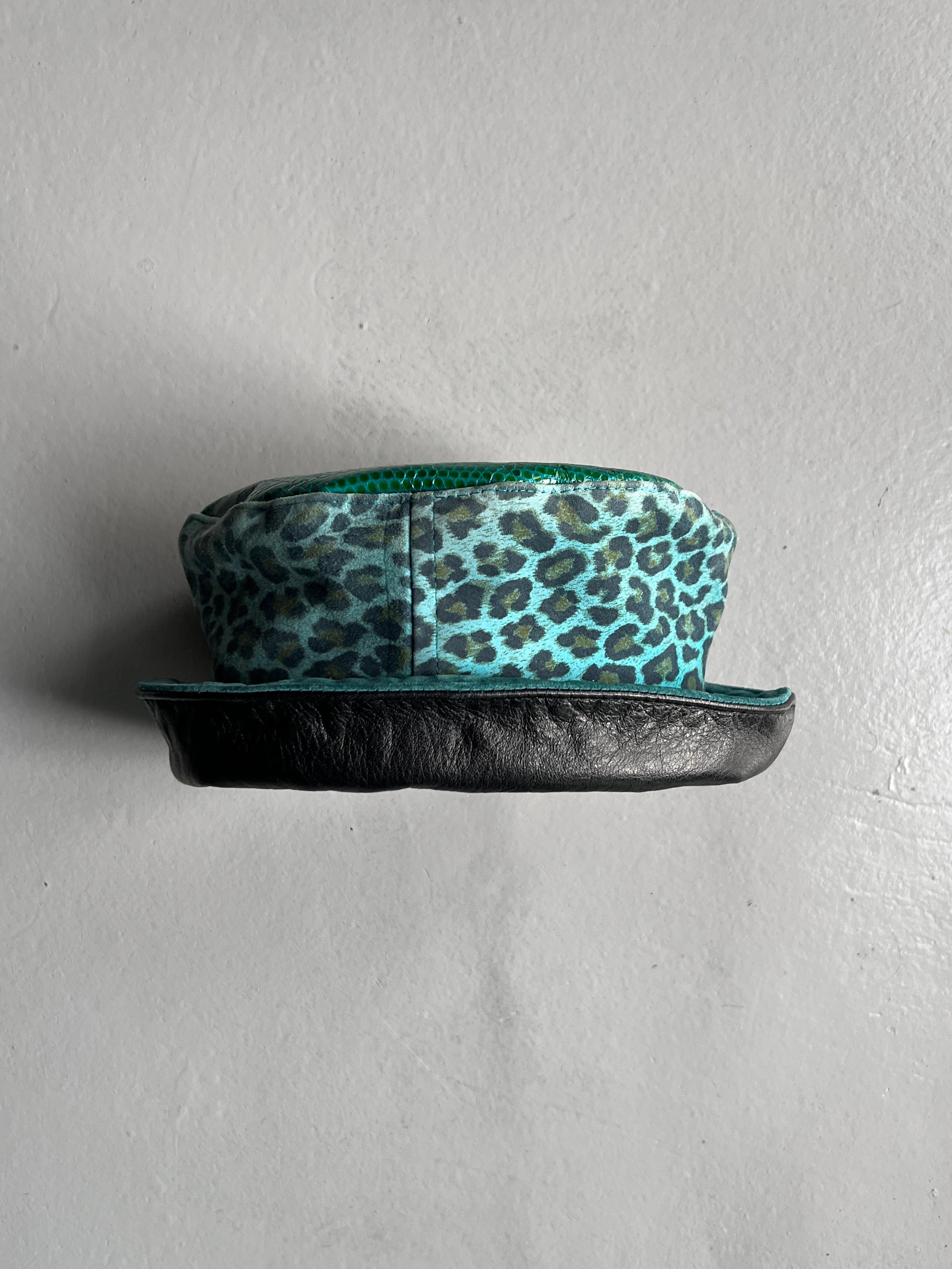 1990s LEOPARD PRINT BUCKET HAT