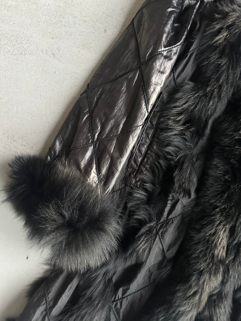 KANSAI YAMAMOTO IMPACT - 1990s REVERSIBLE QUILTED COAT WITH FOX FUR DETAILS