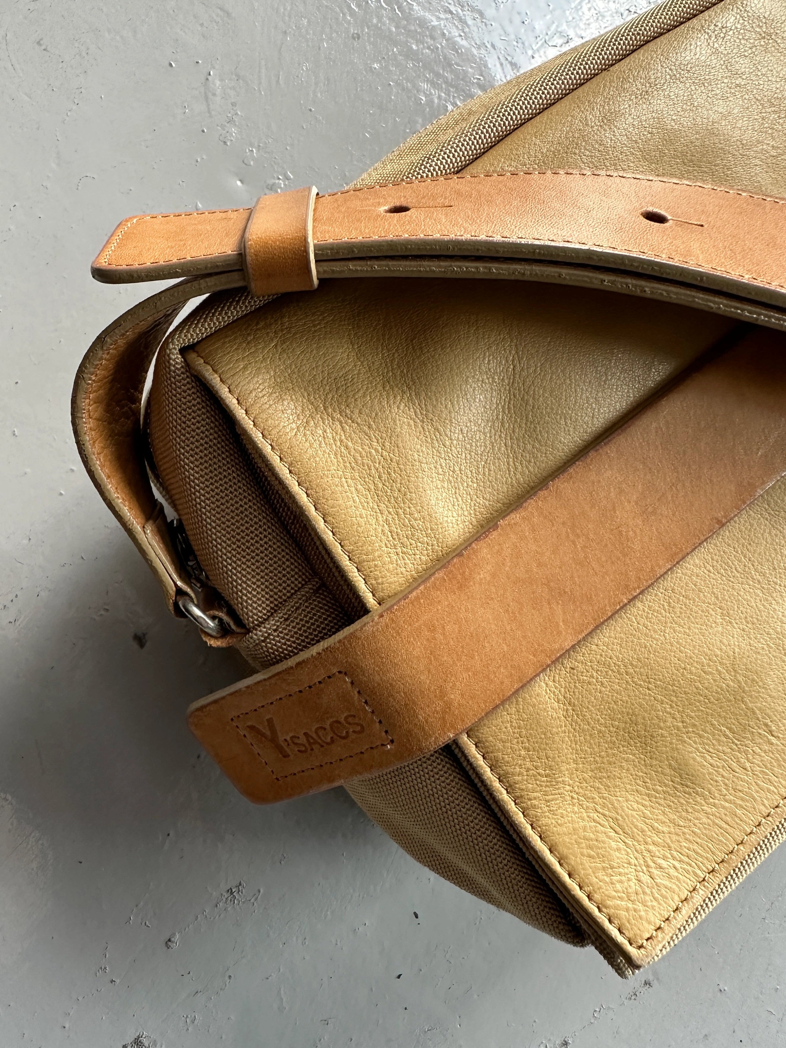 YOHJI YAMAMOTO Y'SACCS - early 2000s RECTANGULAR MESSENGER BAG WITH LEATHER FRONT PANEL