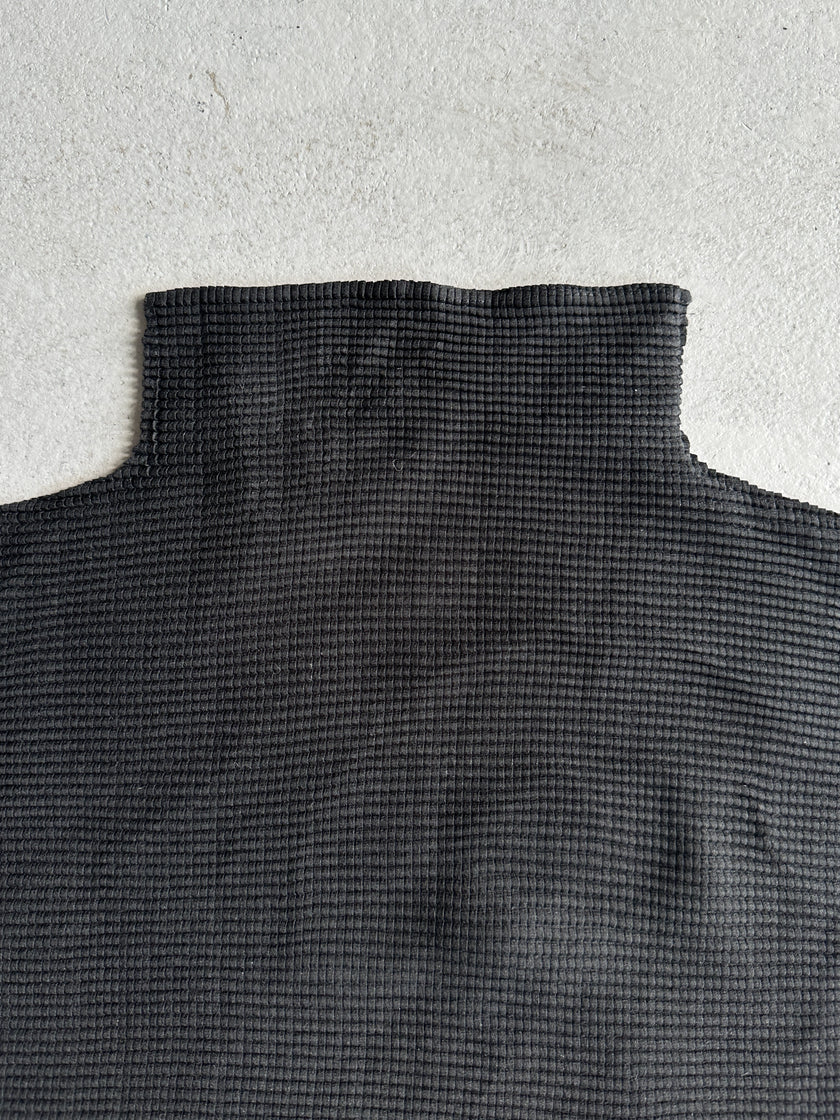 ISSEY MIYAKE ME - S/S 2005 SHORT SLEEVE TOP