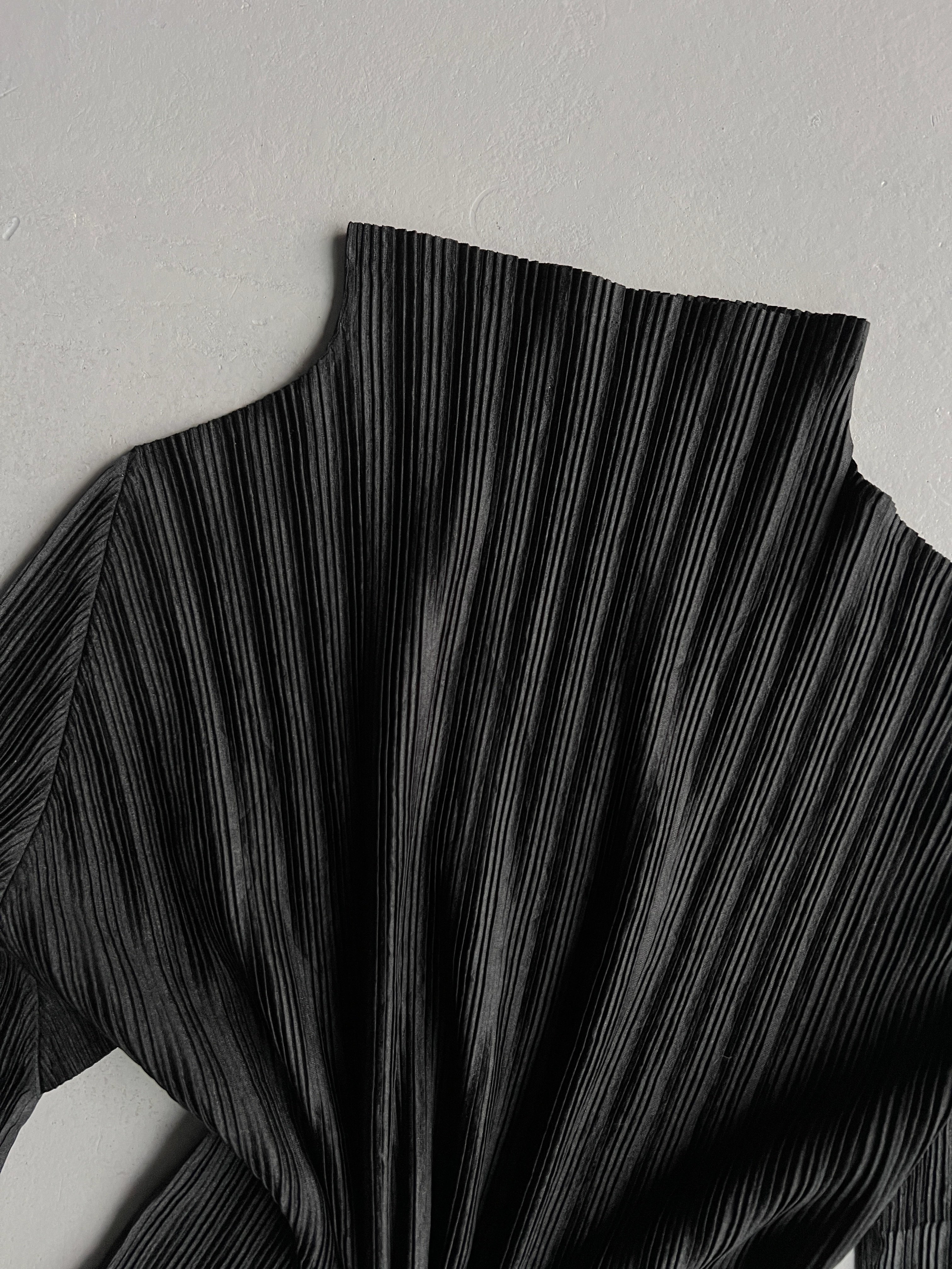 ISSEY MIYAKE PLEATS PLEASE - S/S 2006 LONG SLEEVE TOP