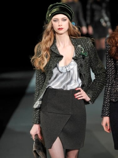 EMPORIO ARMANI - F/W 2009 TEXTURED JACKET WITH RUFFLED COLLAR AND ZIP DETAILS