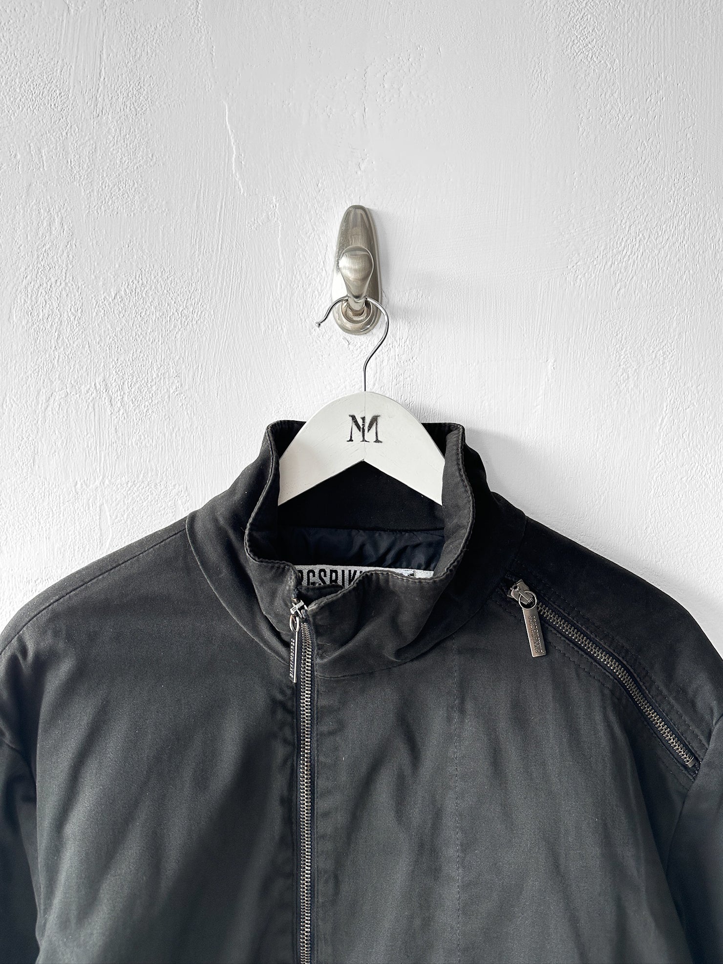 BIKKEMBERGS - early 2000s LOGO TAPE AT BACK BIKER JACKET