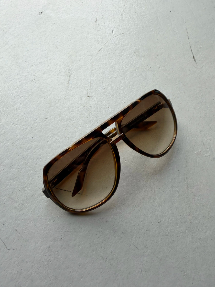 GUCCI - 2010s OVERSIZED AVIATOR SUNGLASSES