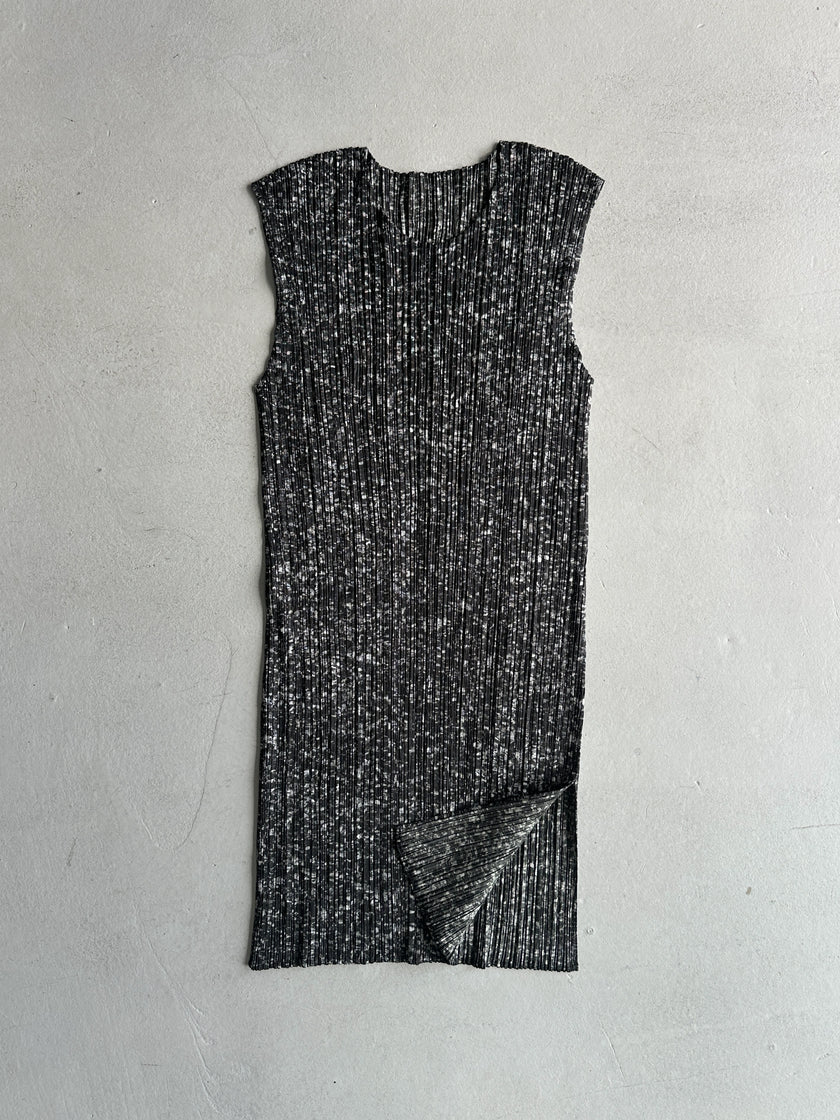 ISSEY MIYAKE PLEATS PLEASE - S/S 2008 ROUND NECK LONG VEST