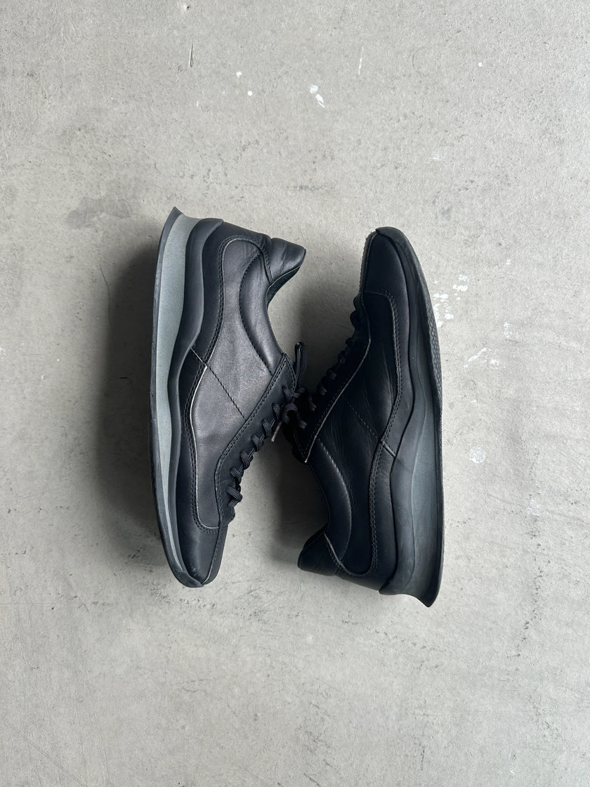 PRADA LINEA ROSSA - 2000s SQUARE TOE LEATHER SNEAKERS