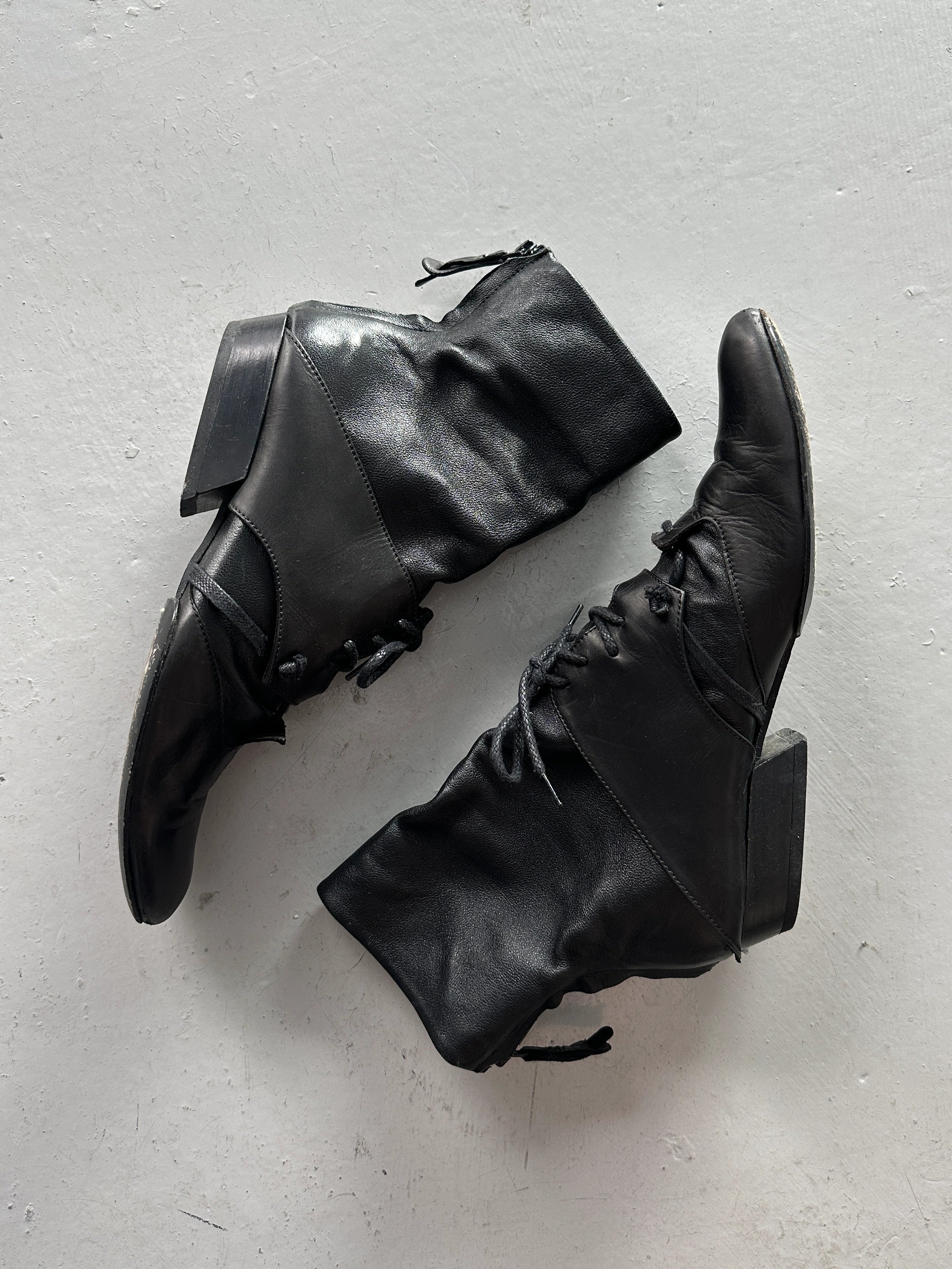 MARITHÉ + FRANÇOIS GIRBAUD - early 2000s SOFT LEATHER ANKLE BOOTS WITH LACE WRAPAROUND DETAILING