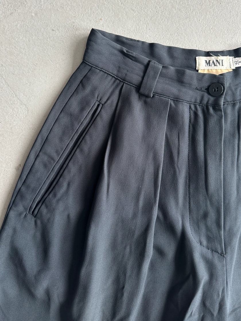 MANI BY GIORGIO ARMANI - 1980s FRONT PLEATS HIGH WAIST SHORTS