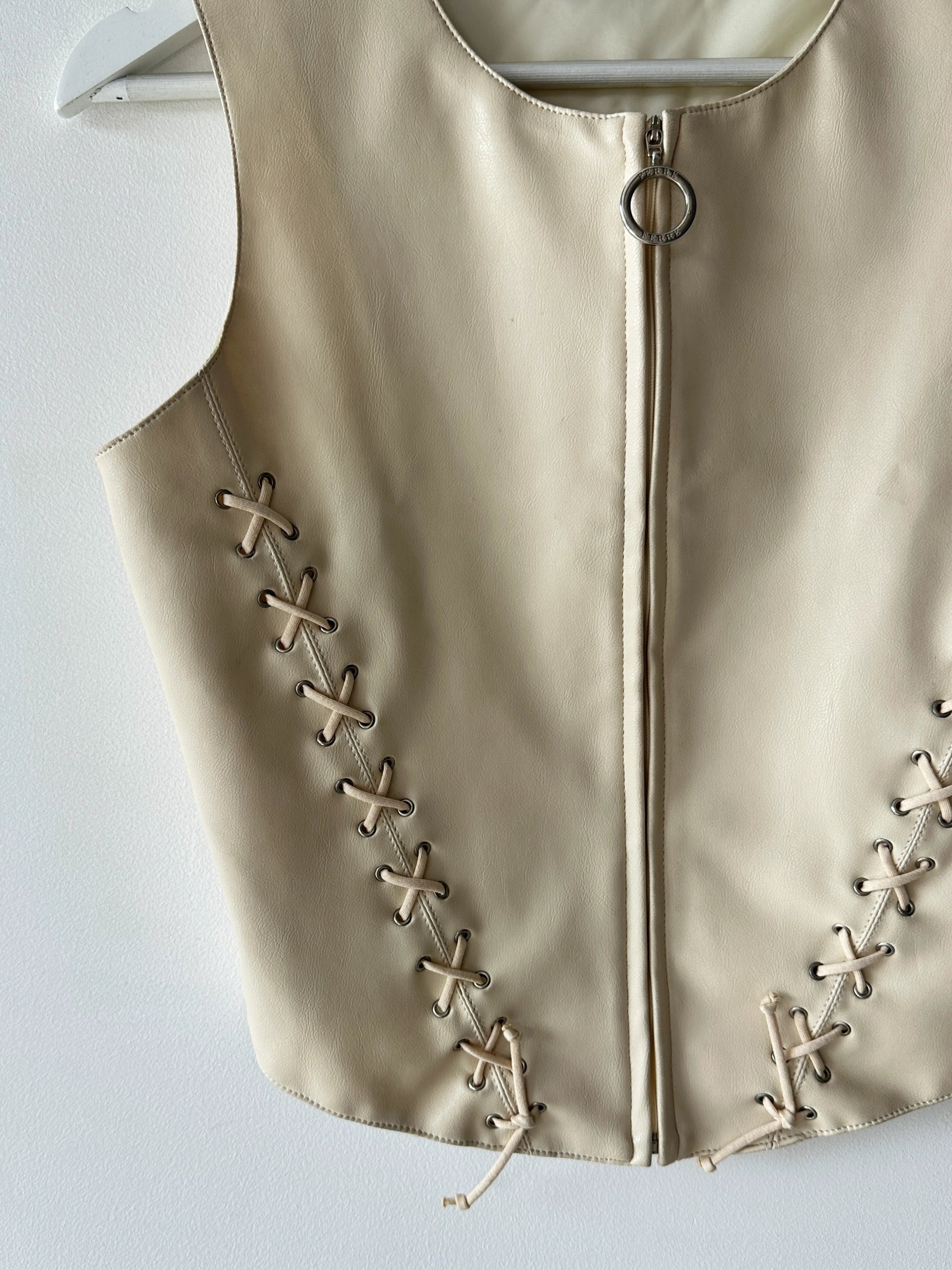 GIANFRANCO FERRÉ - 1990s FAUX LEATHER ZIPPED VEST GILET WITH LACE DETAILING