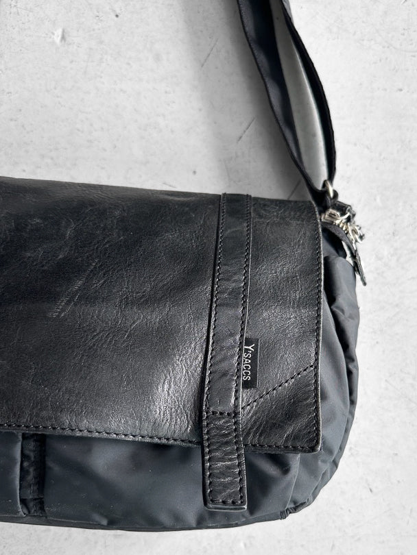 YOHJI YAMAMOTO Y'SACCS - late 1990s-2000s NYLON MESSENGER BAG WITH LEATHER FRONT PANEL