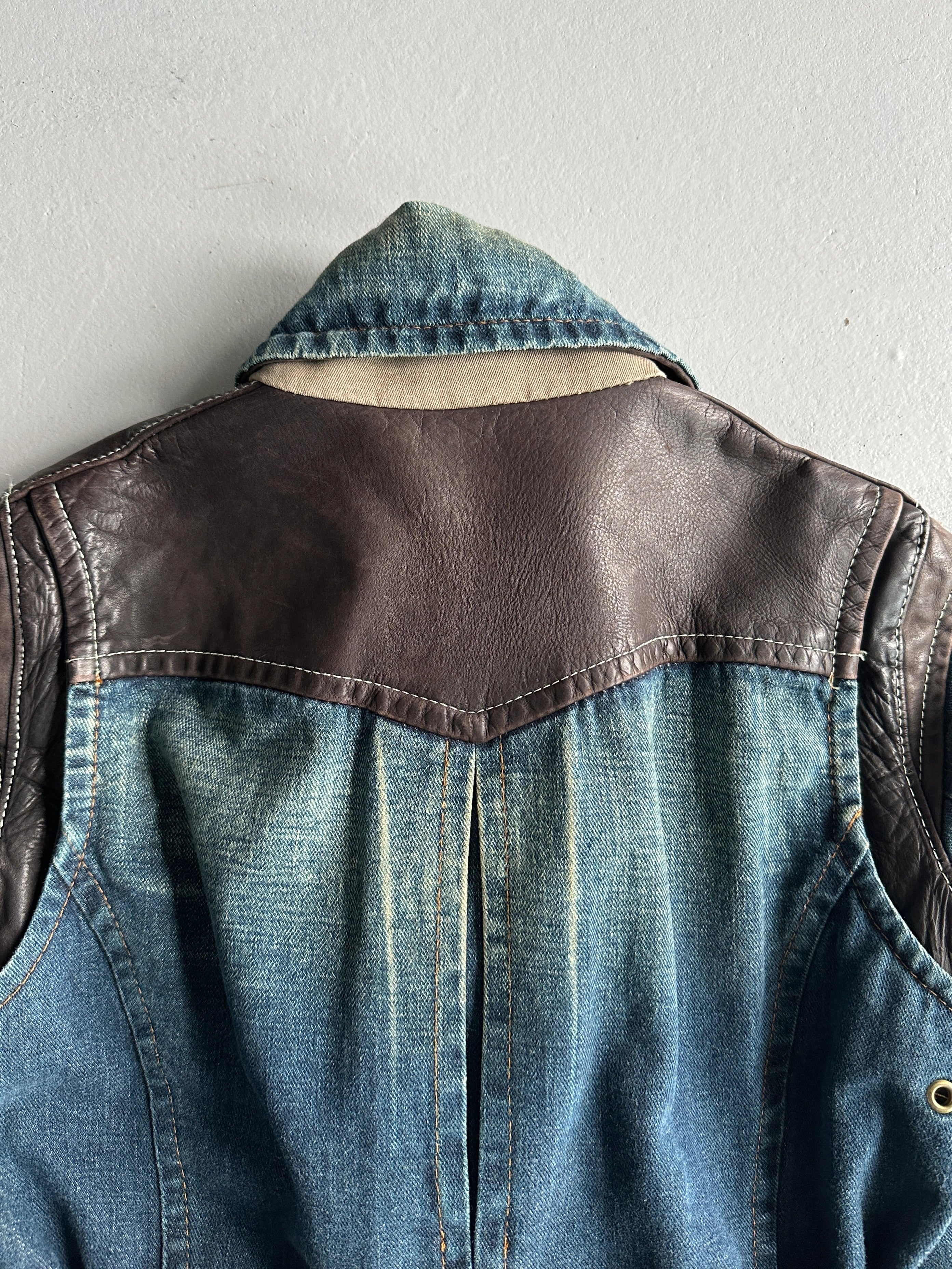 DSQUARED2 - F/W 2004 WRAP AROUND POCKET DENIM JACKET