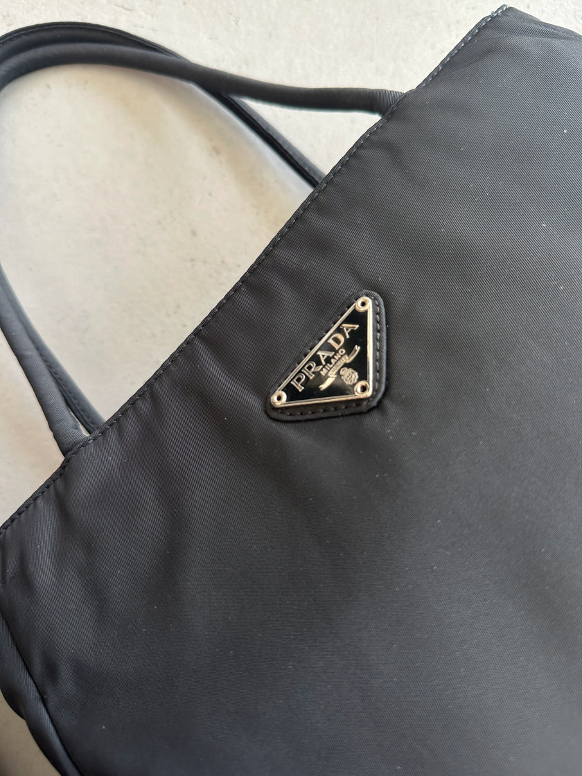 PRADA - 1990s NYLON TOTE BAG
