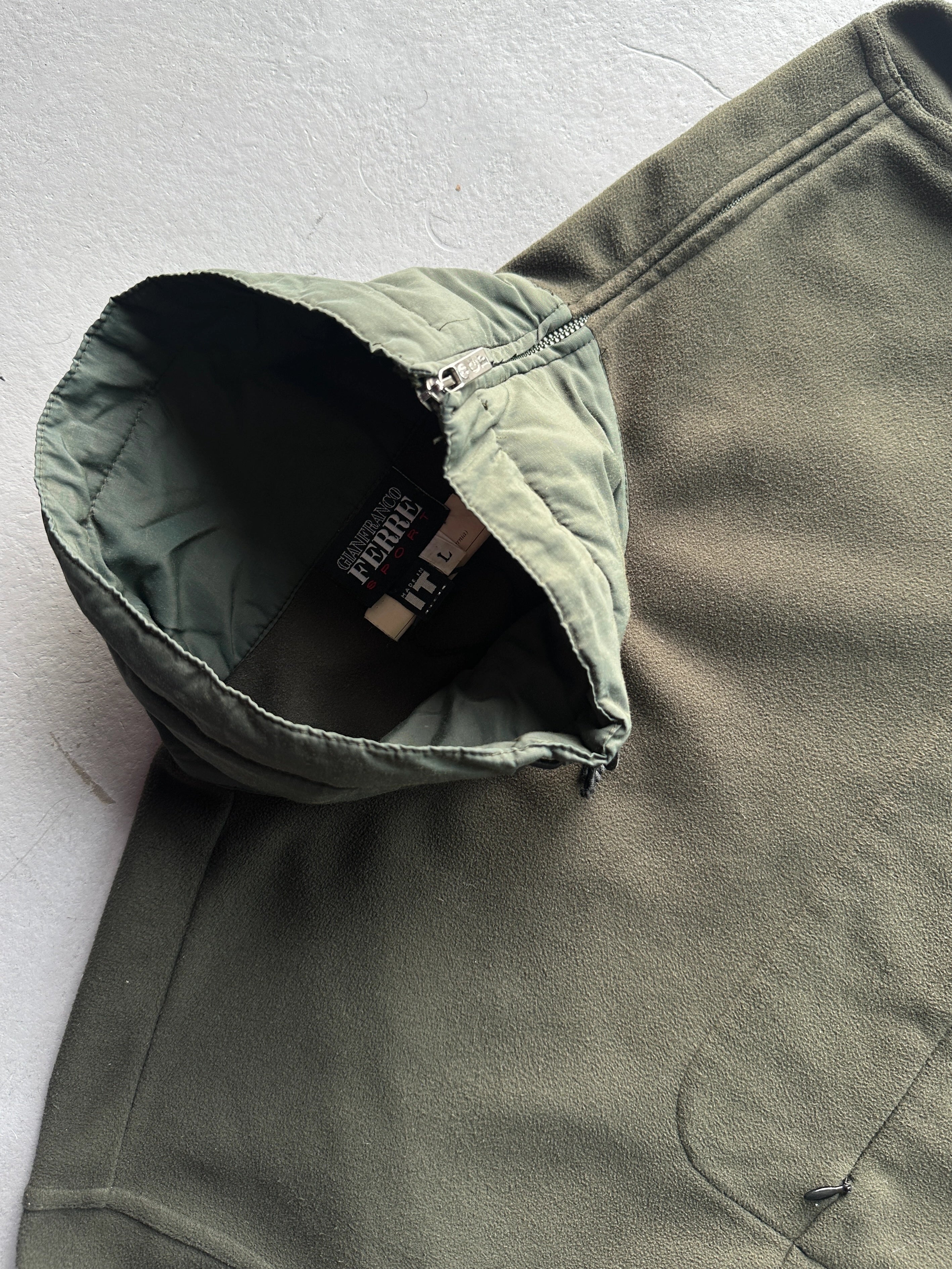 GIANFRANCO FERRÉ SPORT - 1990s SAMPLE FLEECE WITH CONTRASTING NYLON COLLAR