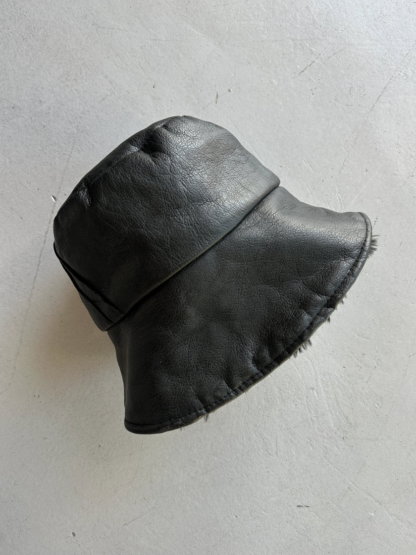1970s LEATHER BUCKET HAT WITH FAUX FUR BRIM AND LINING