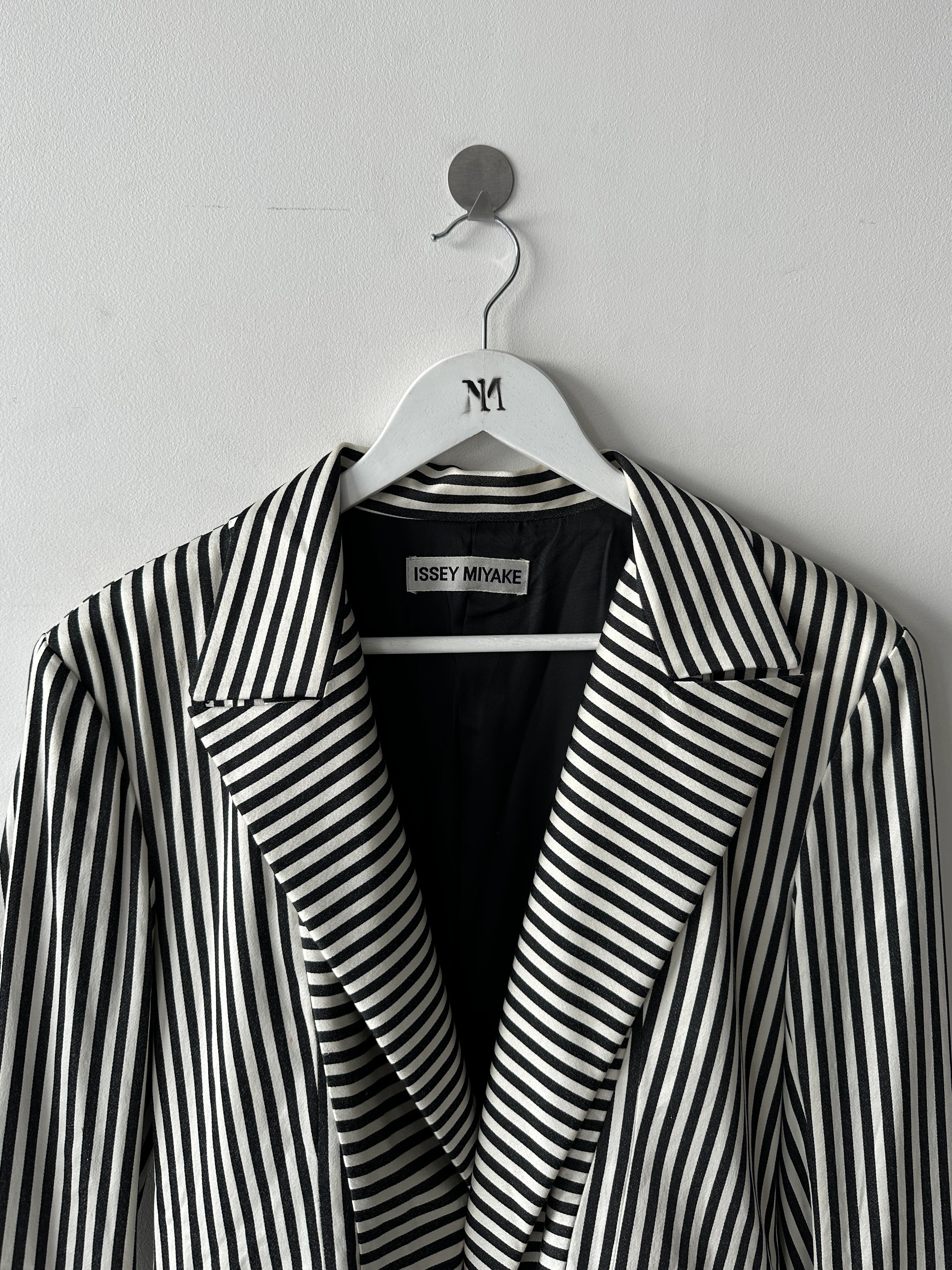 ISSEY MIYAKE - F/W 1995 TAILCOAT STRIPED BLAZER