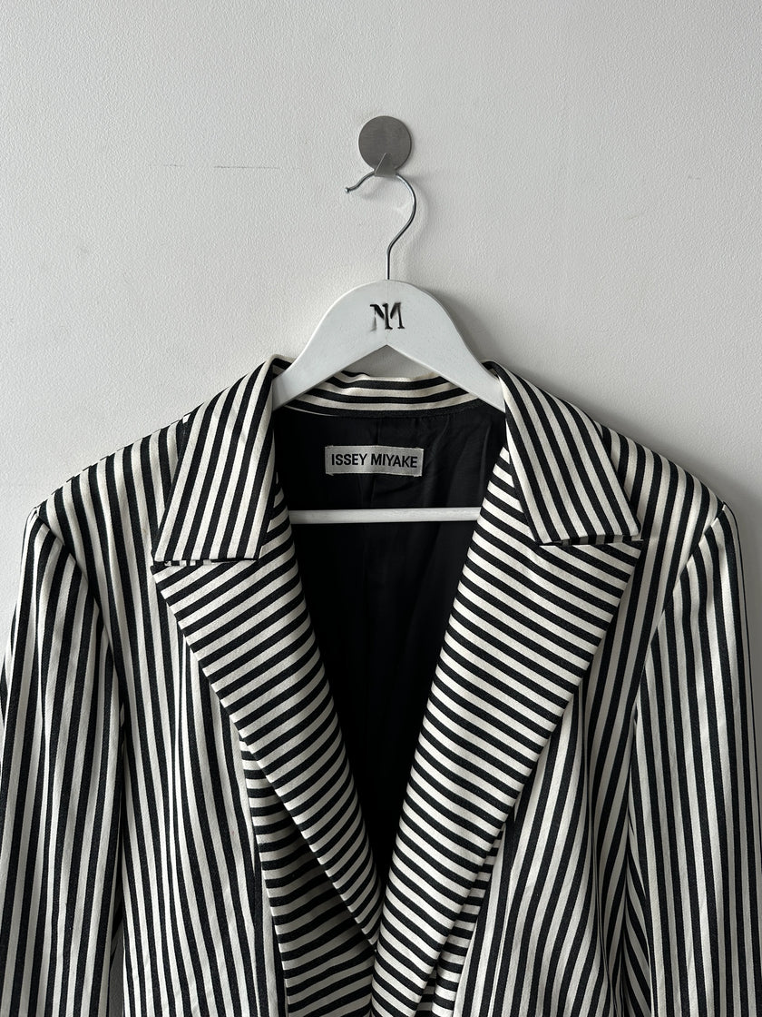 ISSEY MIYAKE - F/W 1995 TAILCOAT STRIPED BLAZER