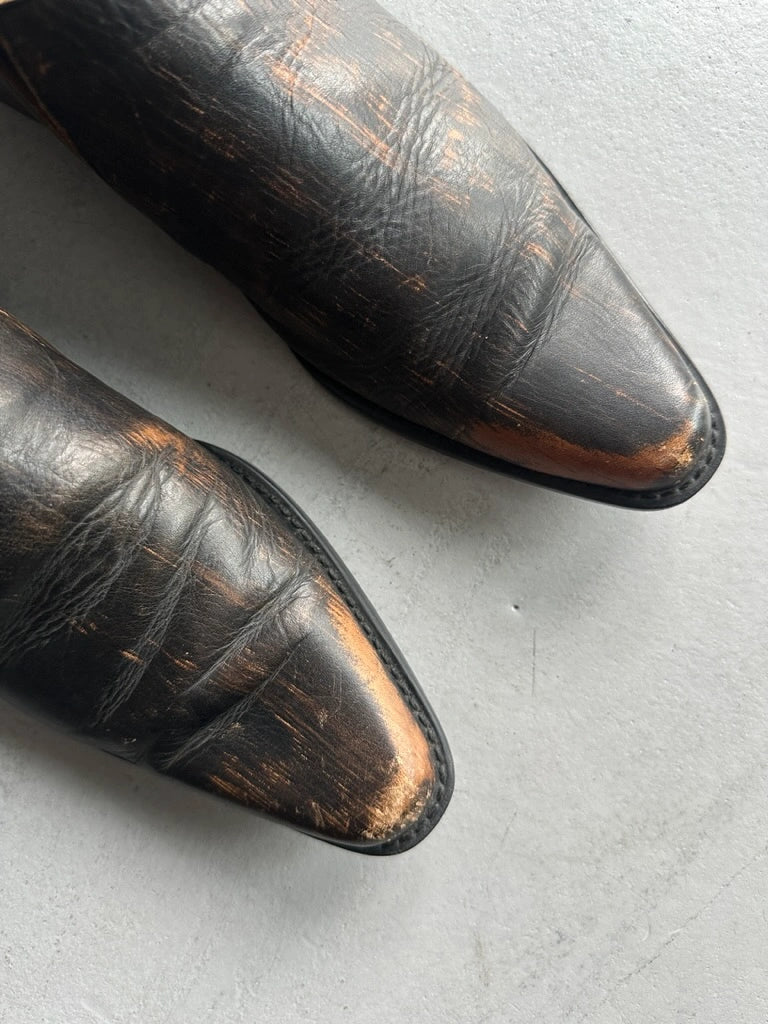 COMME DES GARÇONS - 1990s DISTRESSED LEATHER POINTED SLIP ON SHOES