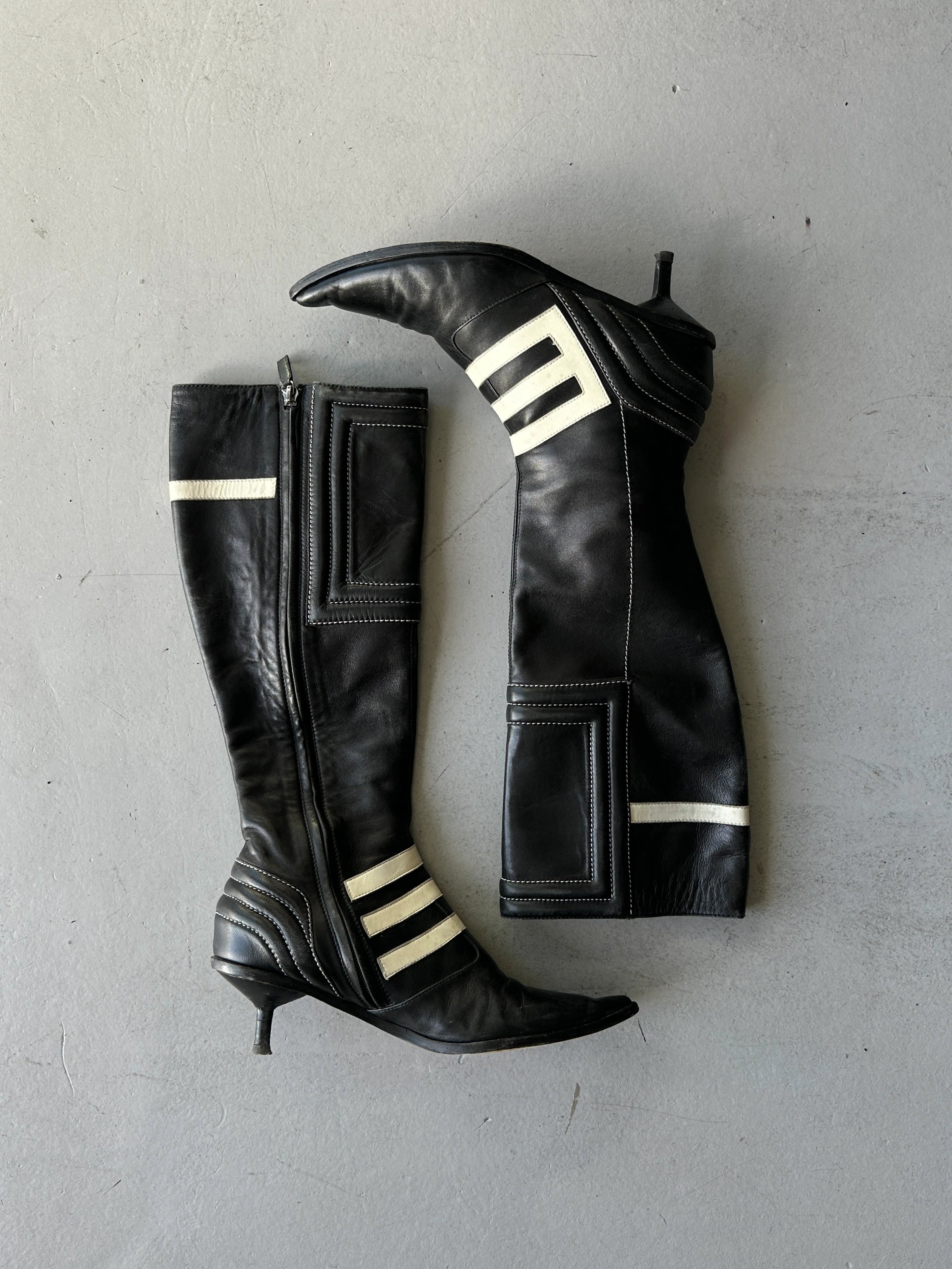 ETRO - F/W 2001 POINTED TOE KITTEN HEELS BOOTS