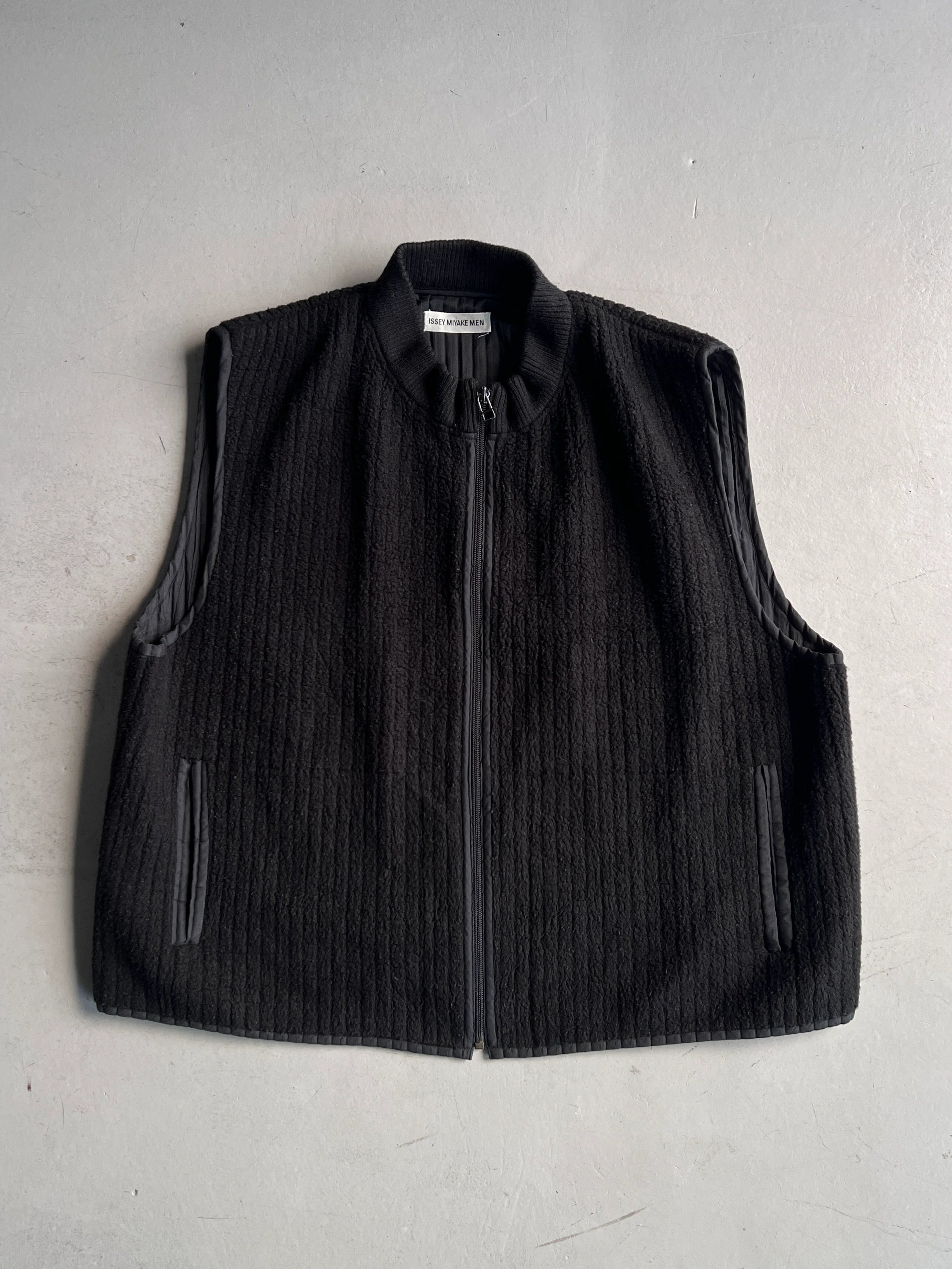 ISSEY MIYAKE MEN - 1990s ZIPPED FLEECE VEST GILET