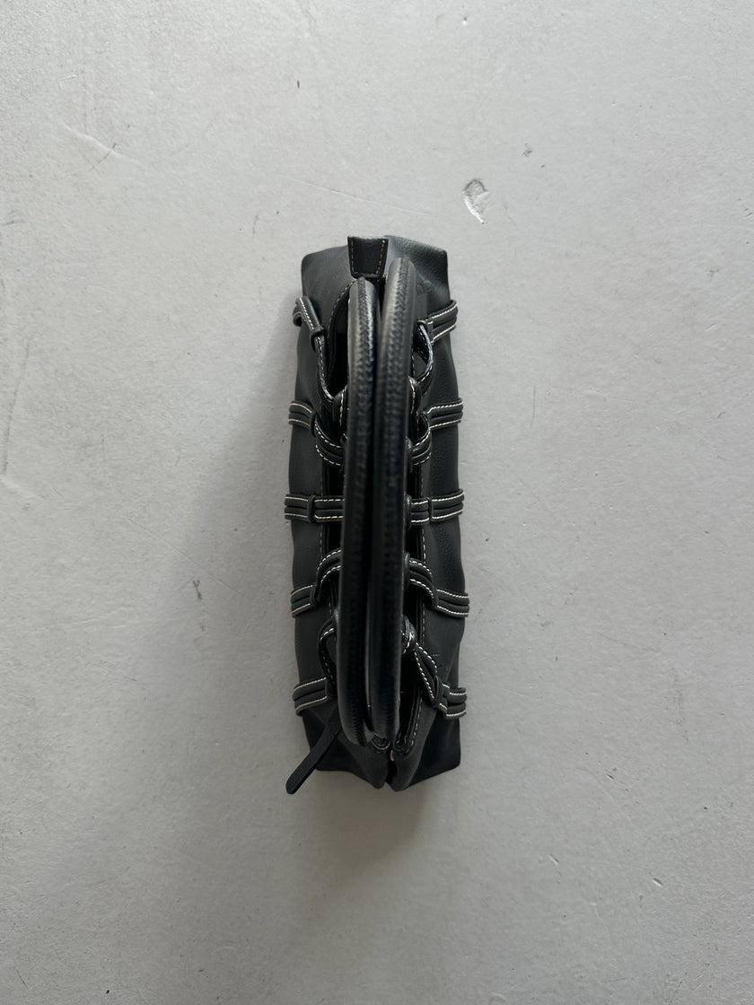 2000s OVERSIZED METAL RING HANDLE LEATHER BAG