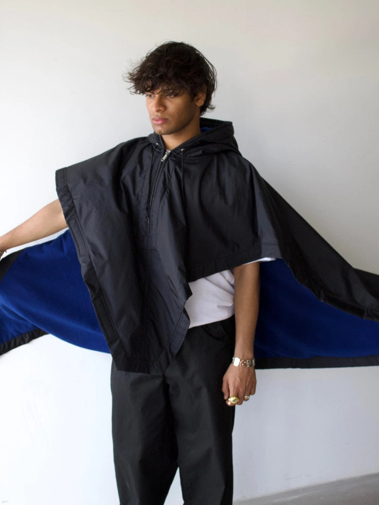 COMME DES GARÇONS A/W 2011 PONCHO