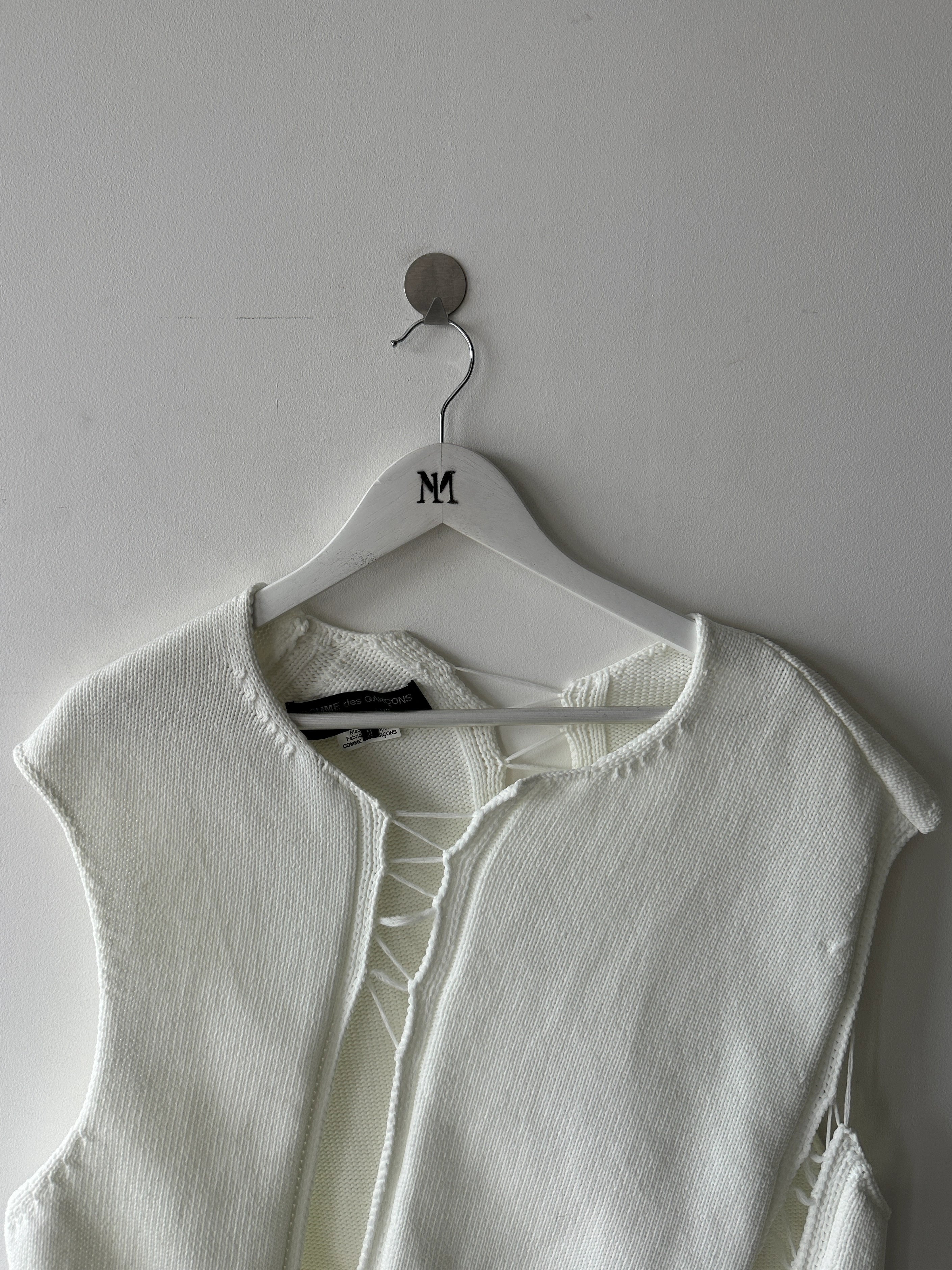 COMME DES GARÇONS - S/S 2021 DECONSTRUCTED KNIT VEST TOP