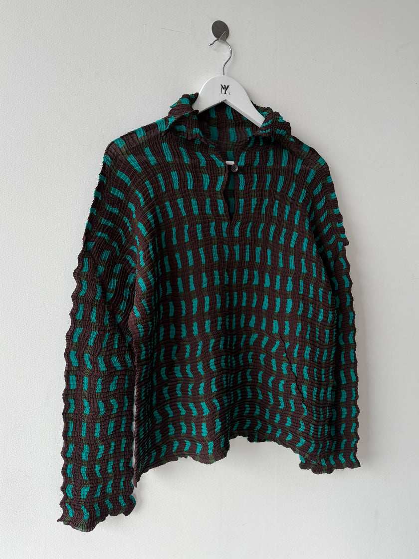 ISSEY MIYAKE - S/S 1999 LONG SLEEVE TOP WITH SPIKE PLEATS COLLAR