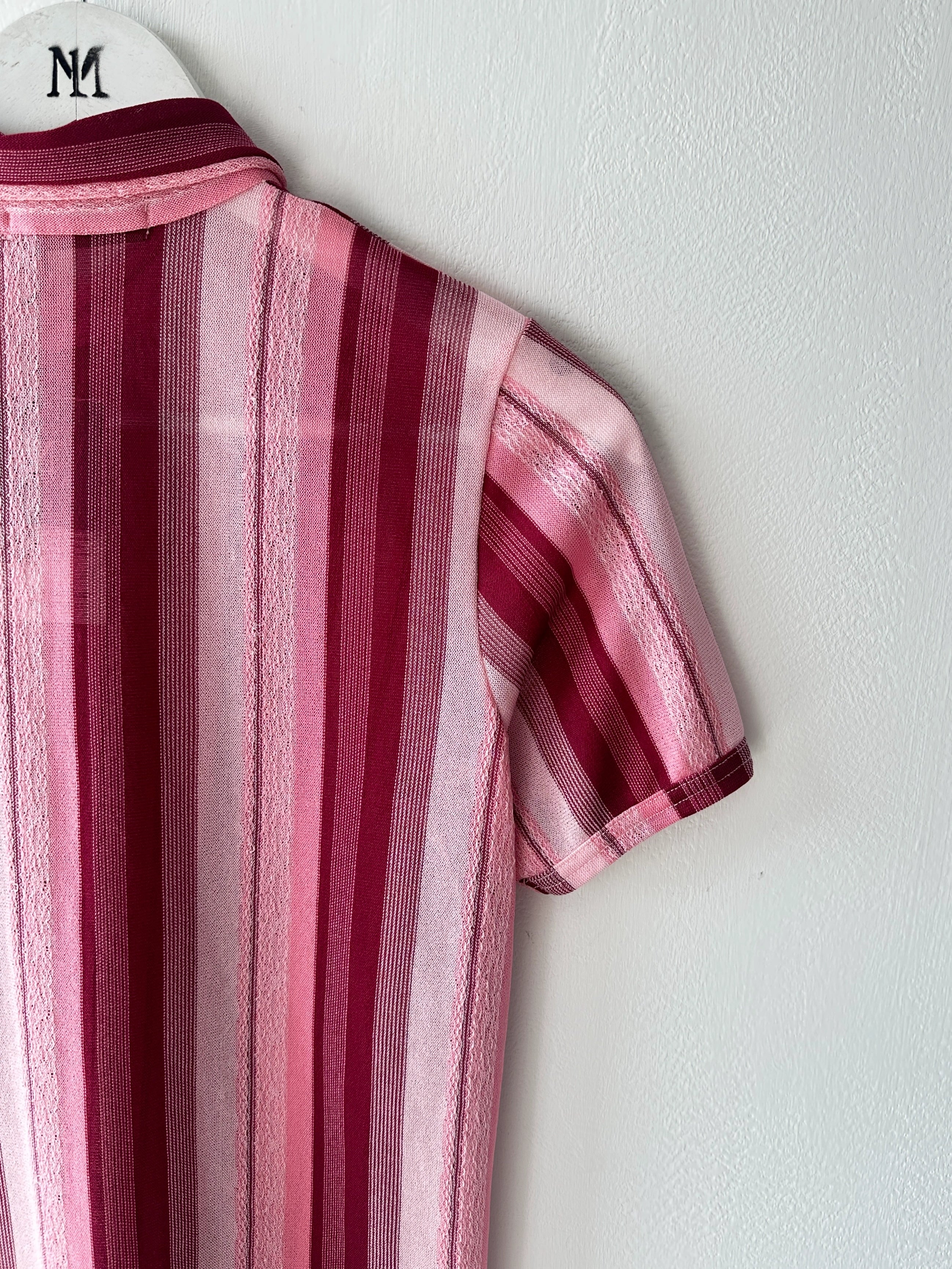 COMME DES GARÇONS - early 2000s OPEN KNIT SHORT SLEEVE BUTTONED SHIRT
