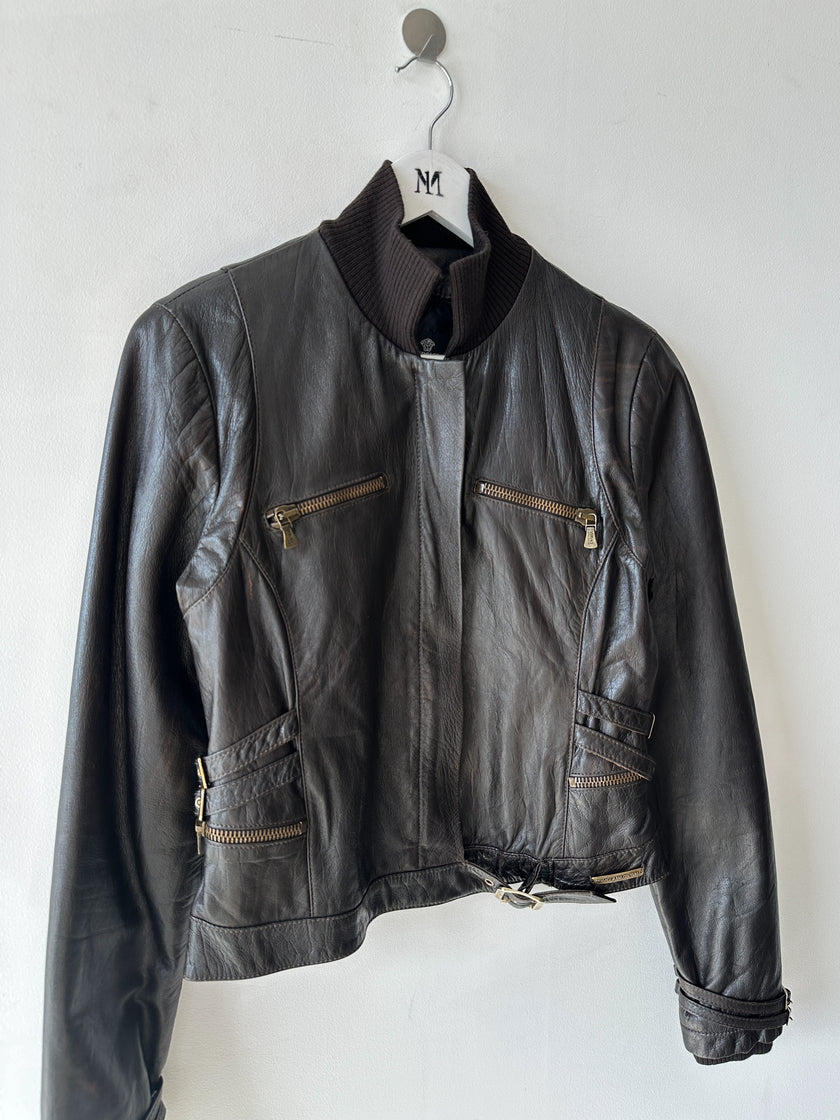 VERSACE - 2000s CROP FIT LEATHER JACKET WITH BONDAGE DETAILS