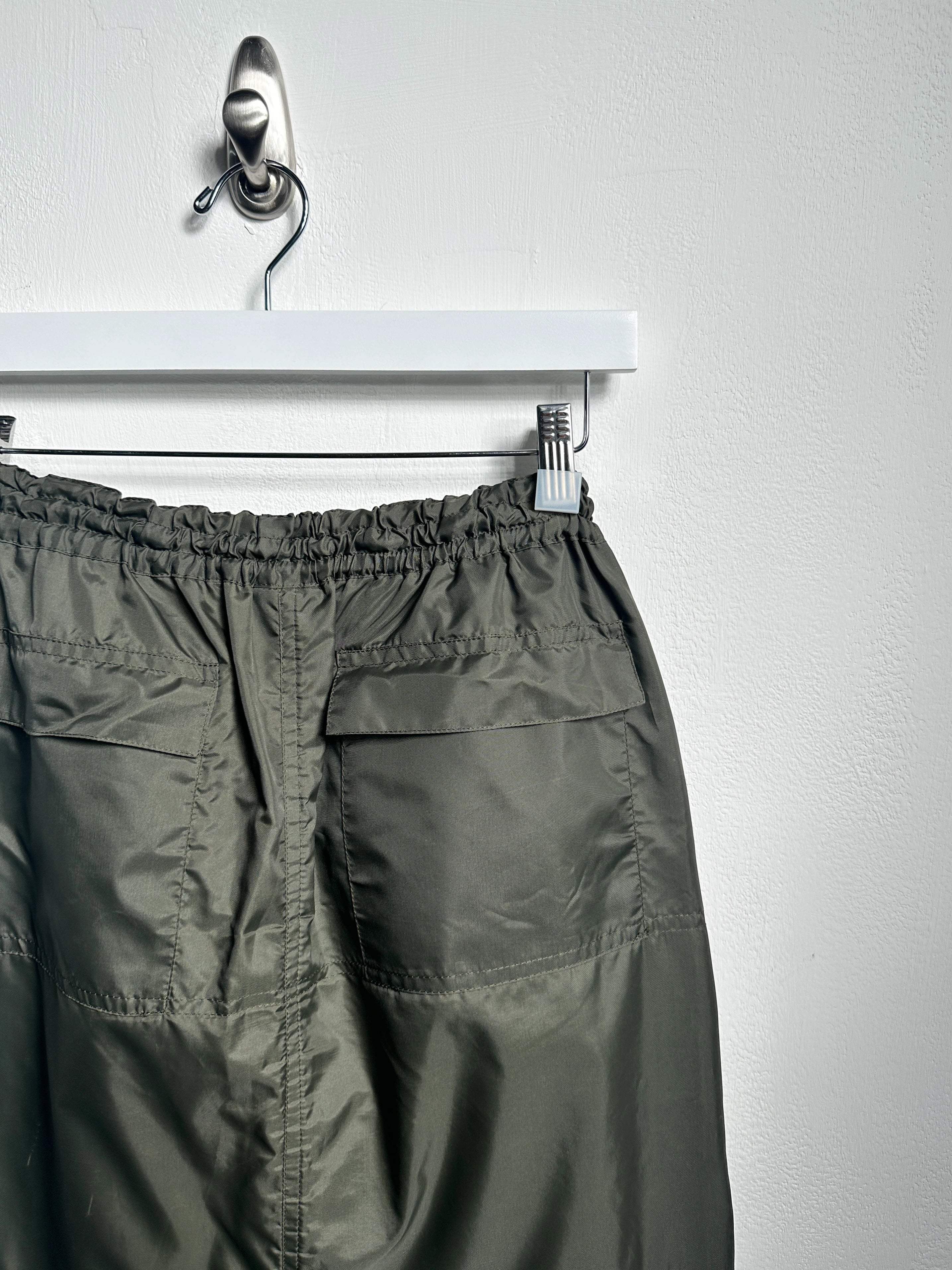 FINAL HOME - early 2000s NYLON MAXY SKIRT WITH ZIPPED SIDE POCKETS