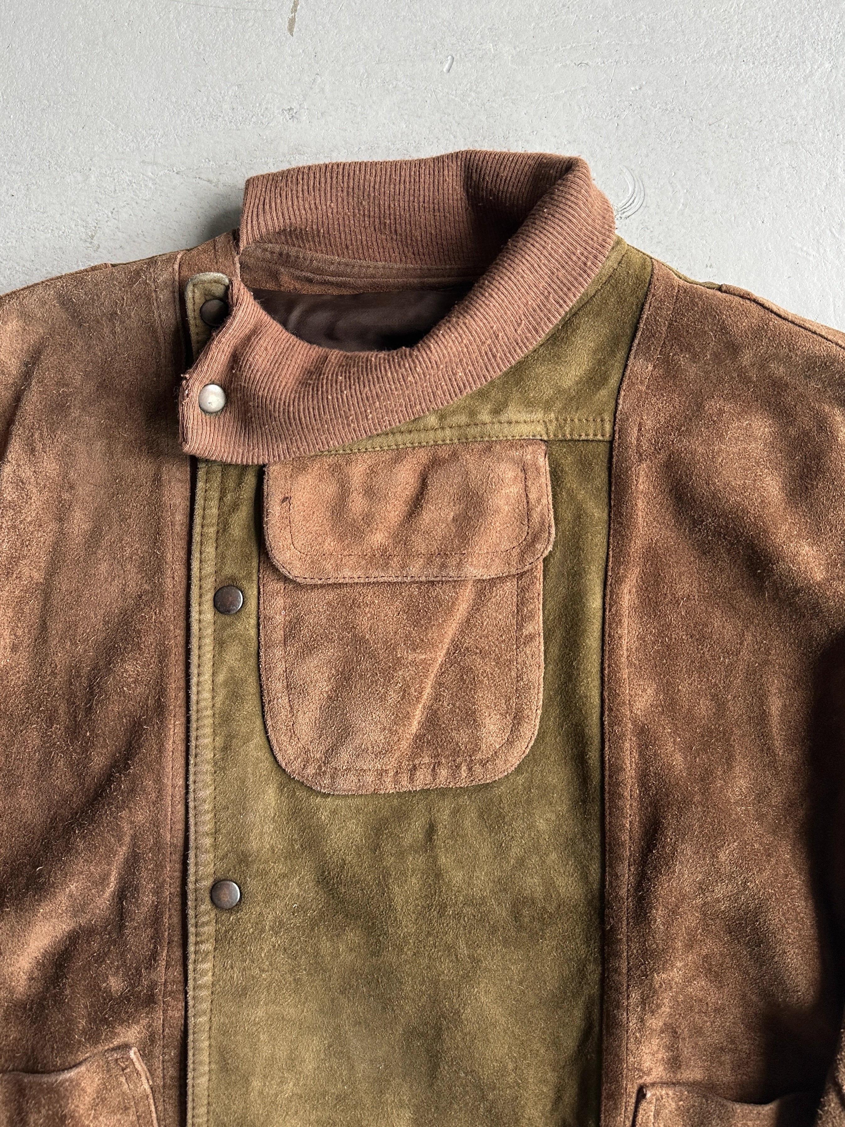 1980 ASYMMETRICAL FRONT SUEDE JACKET WITH FRONT POCKET