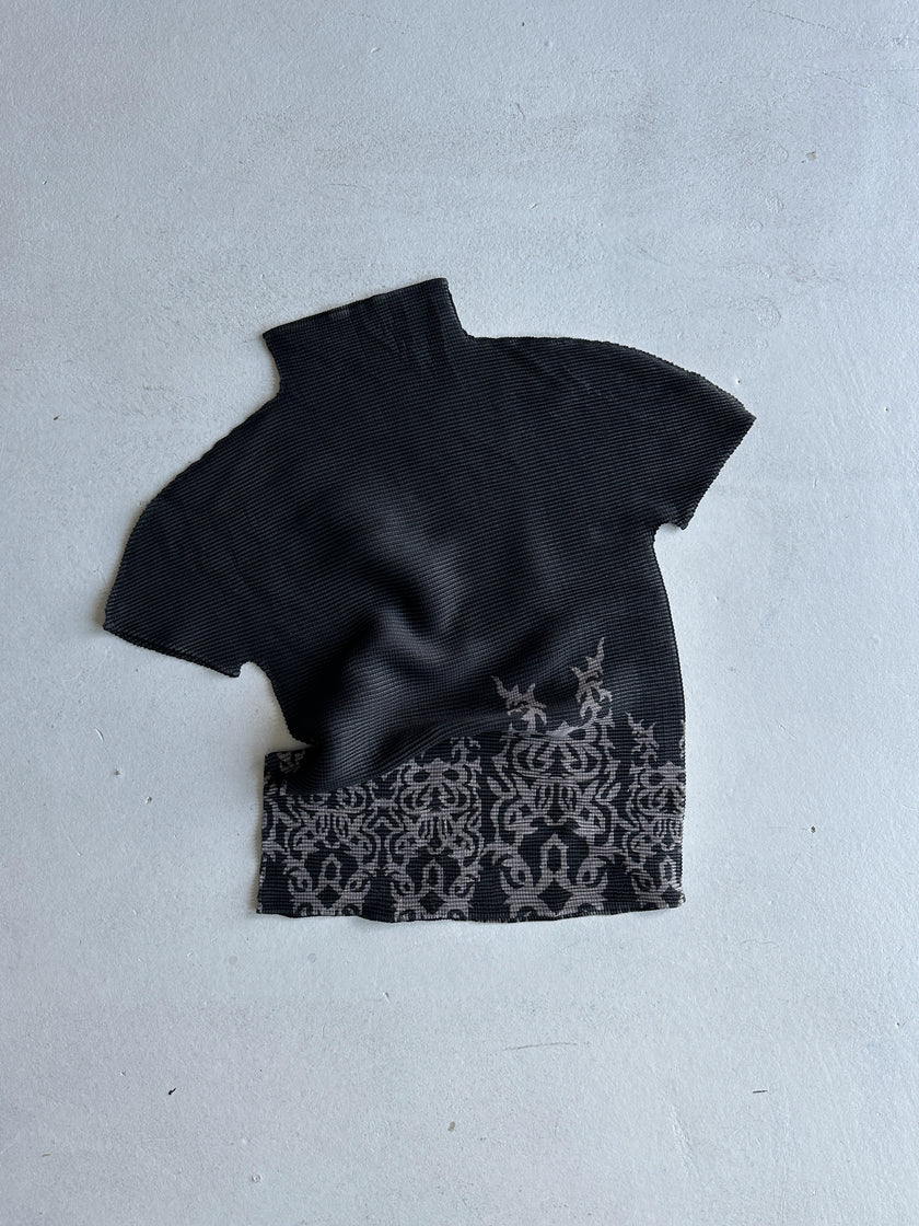 ISSEY MIYAKE ME - S/S 2005 SHORT SLEEVE TOP