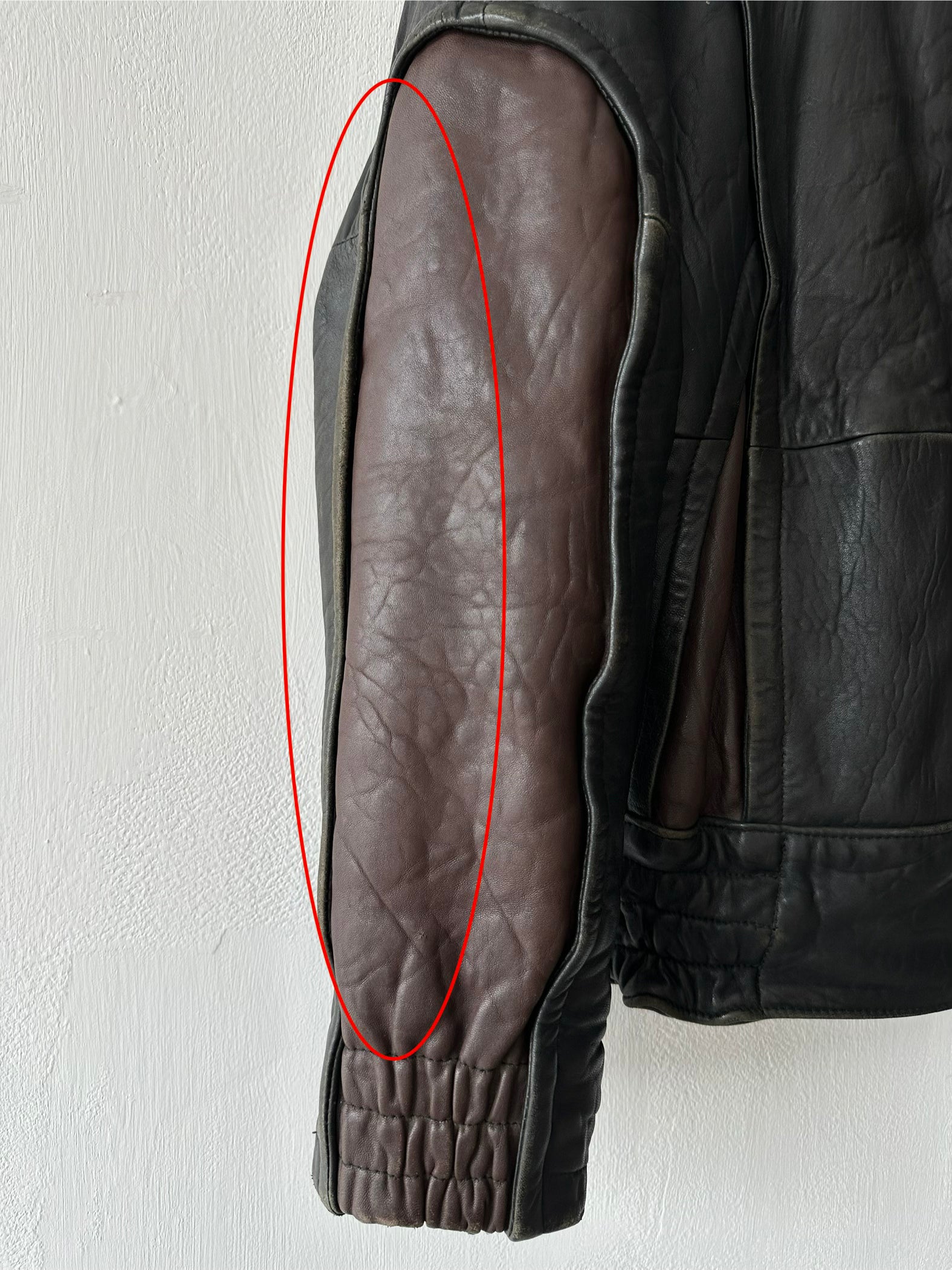 ITALIAN LABEL 1980s HEAVY LEATHER BOMBER JACKET