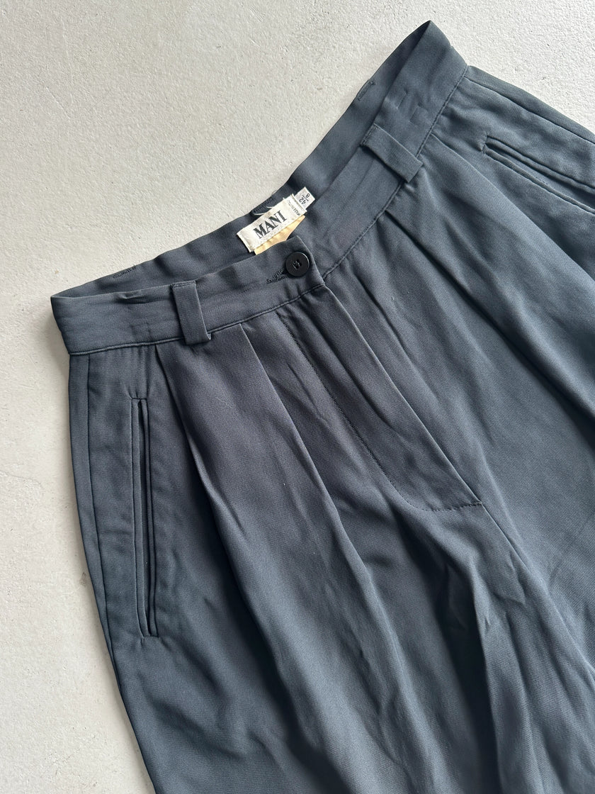 MANI BY GIORGIO ARMANI - 1980s FRONT PLEATS HIGH WAIST SHORTS