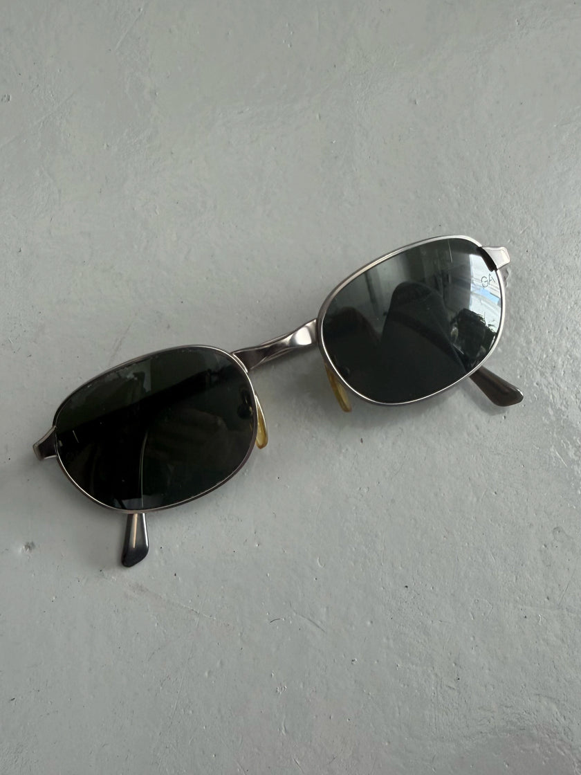GIORGIO ARMANI -  1990s OVAL SUNGLASSES WITH METAL FRAME