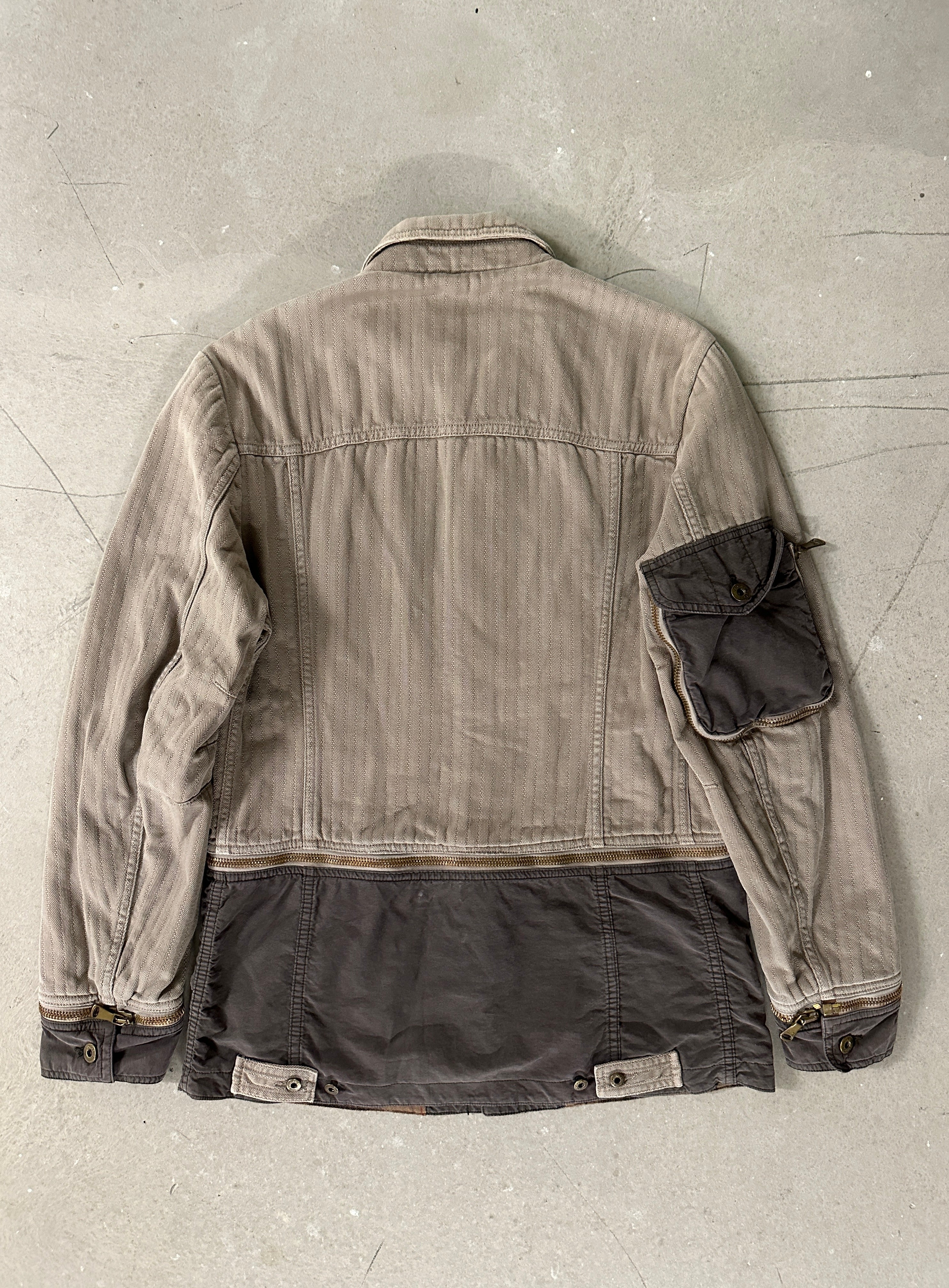 D&G - 2003 HYBRID CARGO SHACKET