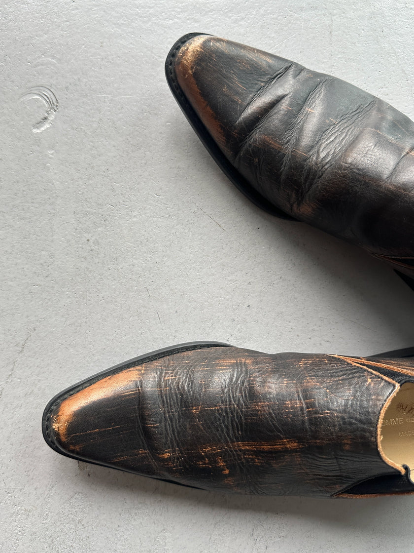 COMME DES GARÇONS - 1990s DISTRESSED LEATHER POINTED SLIP ON SHOES