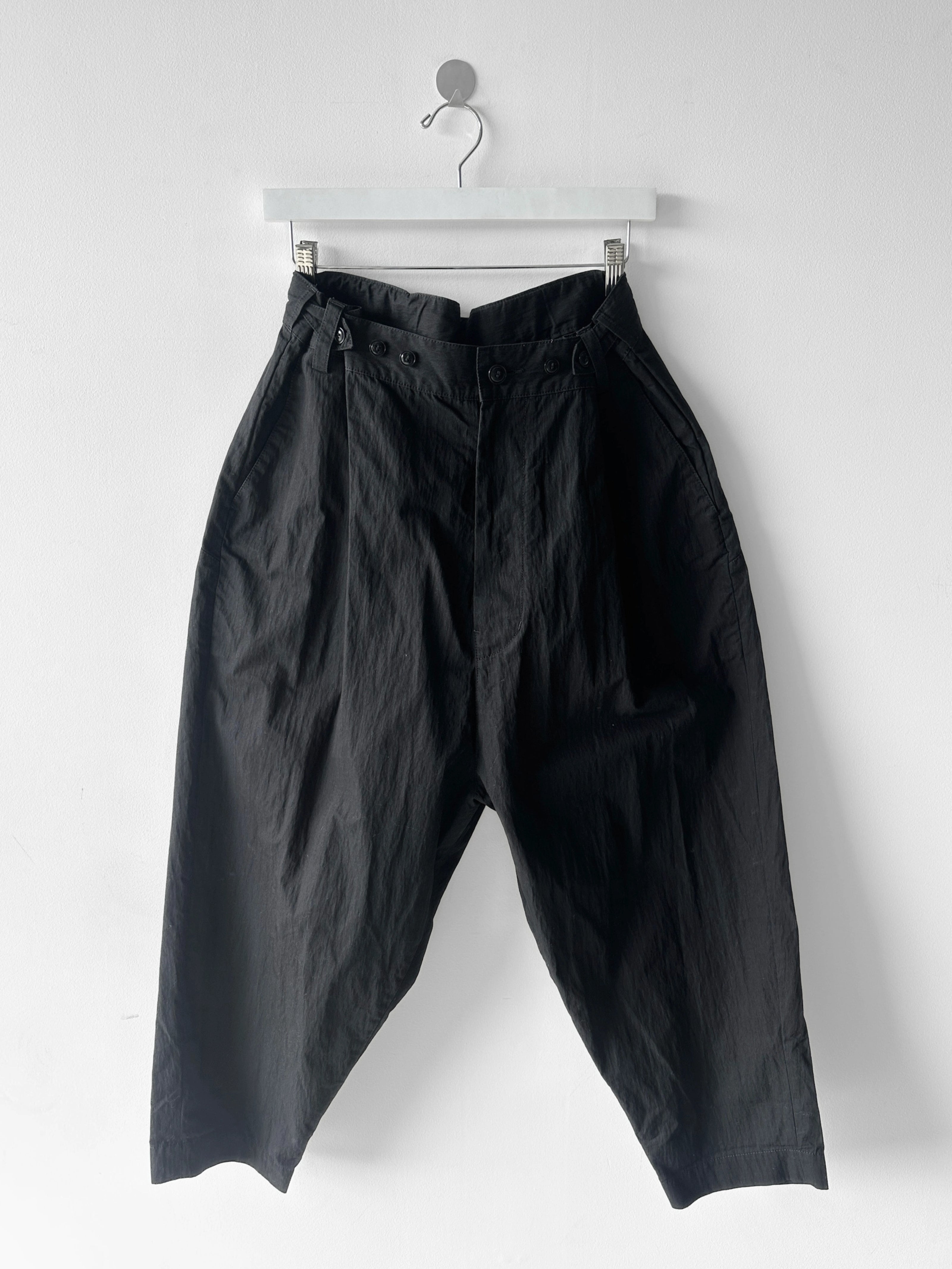 YOHJI YAMAMOTO Y'S - early 2000s MULTI BUTTON WAISTBAND CURVED TROUSERS