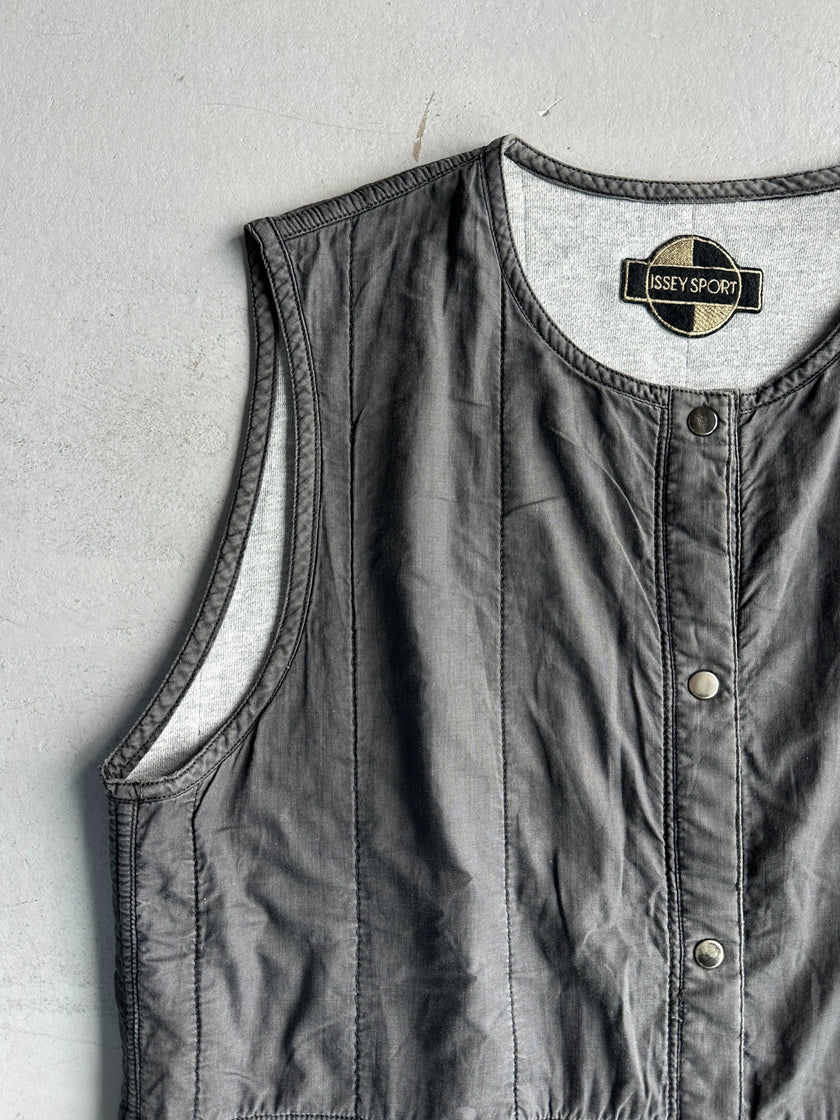 ISSEY MIYAKE - 1990s REVERSIBLE PARACHUTE VEST WITH OVERSIZED POCKETS