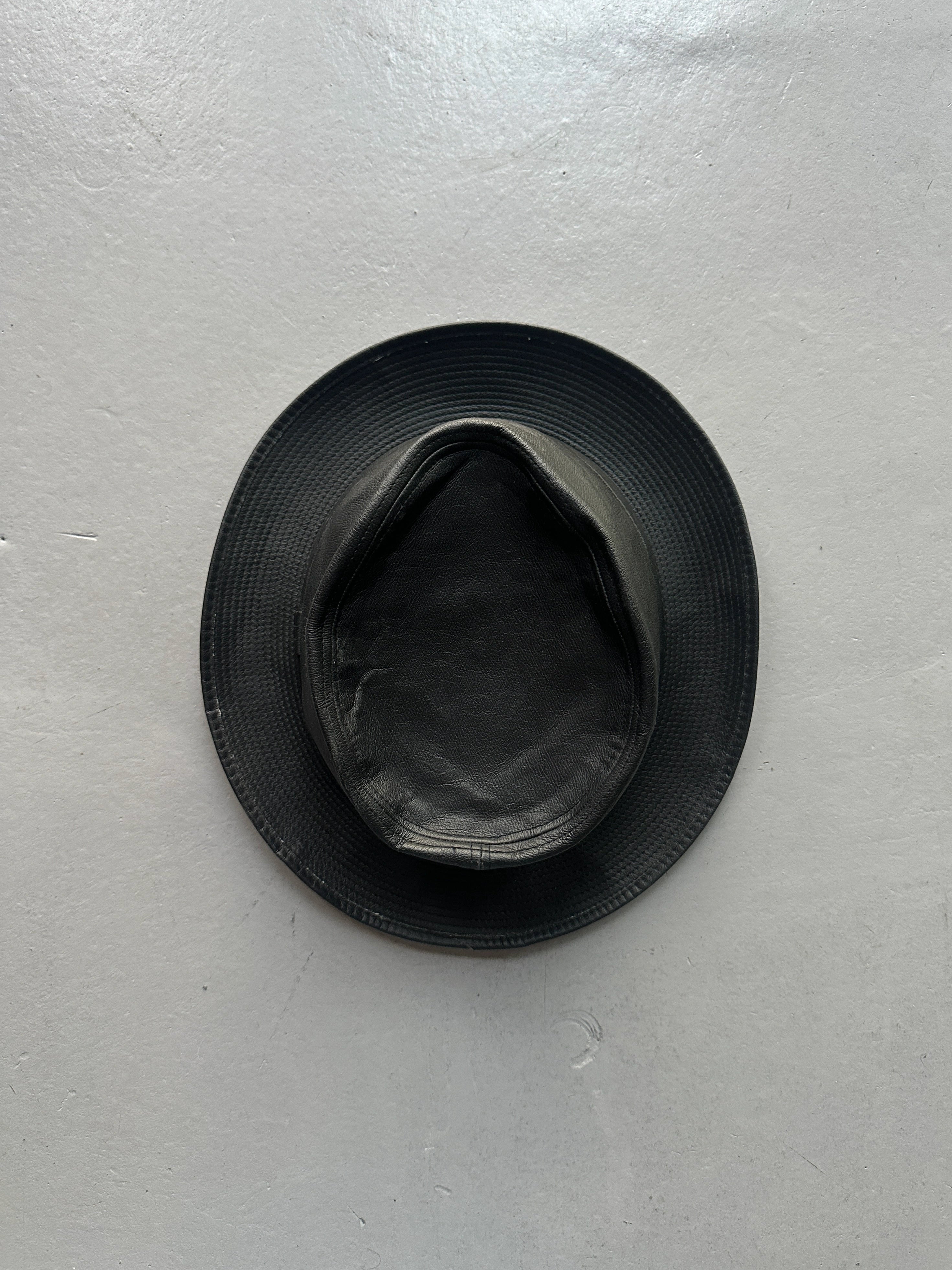 AGNÈS B. - 1990s FAUX LEATHER HAT WITH LONG CHIN STRAP